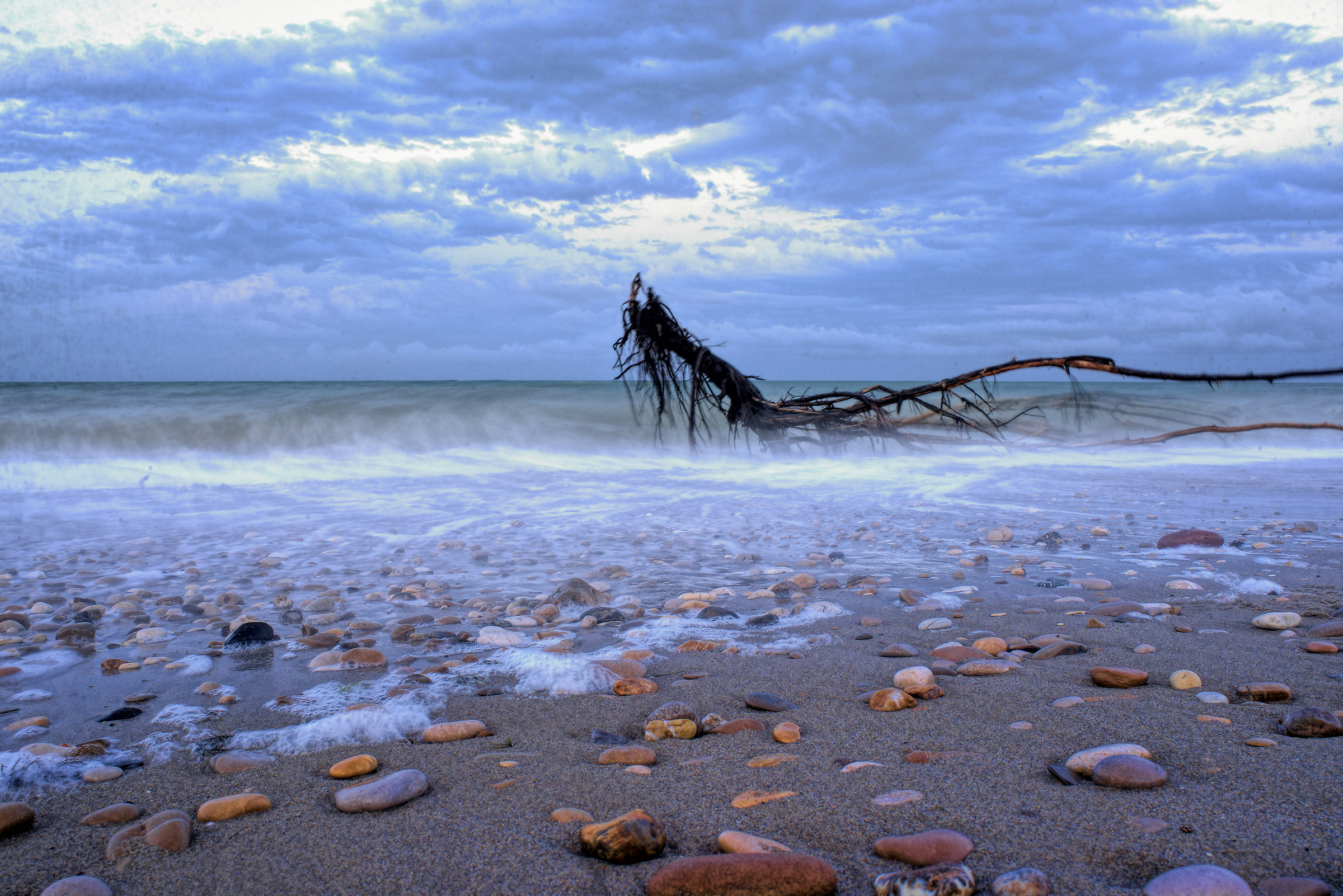Beach in the bilge (San Benedetto del Tronto)