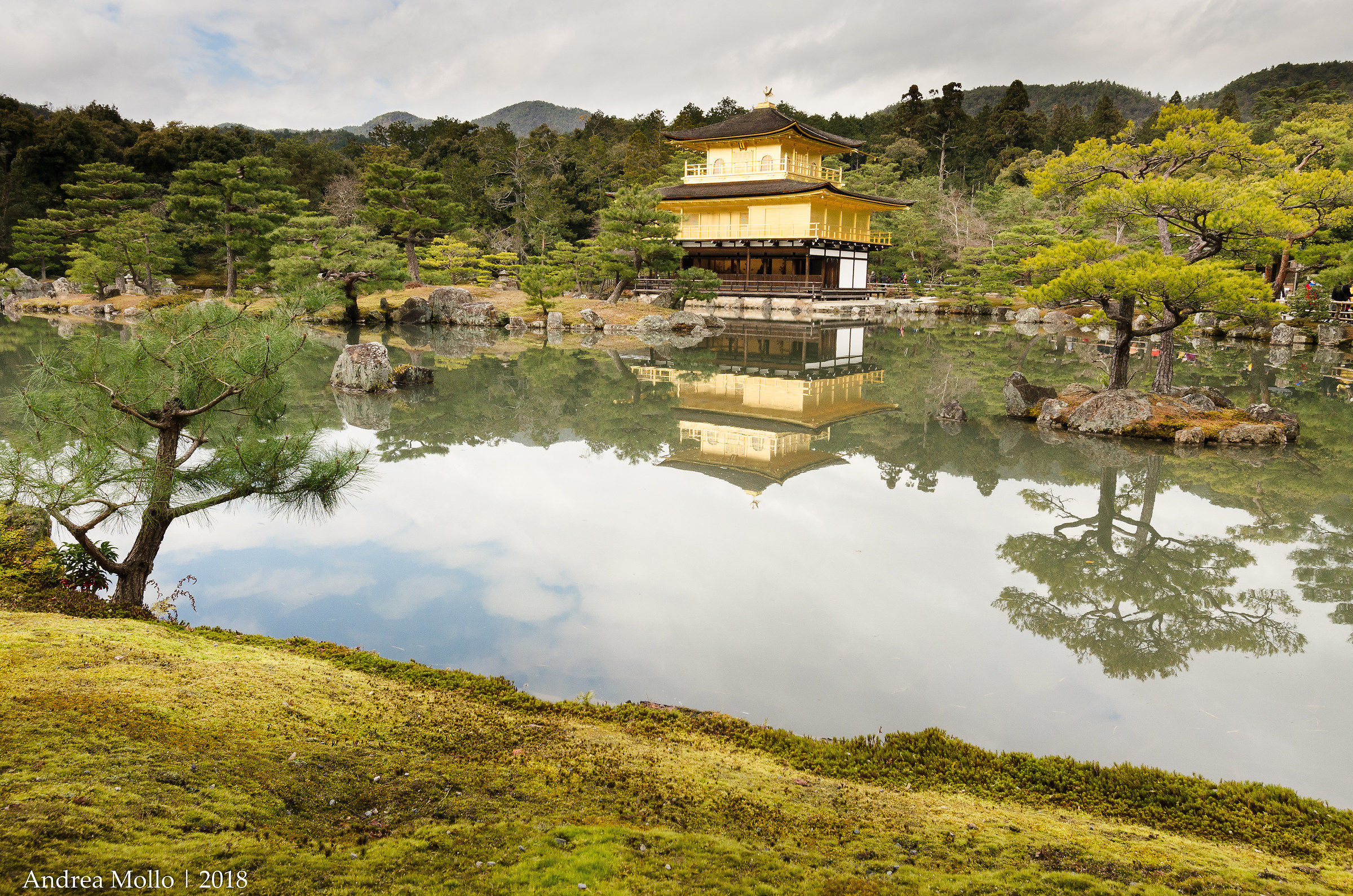 Kinkaku-ji temple golden Kyoto