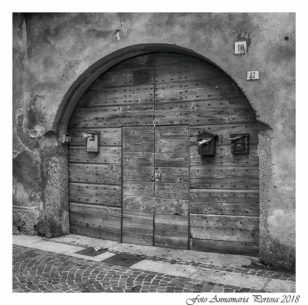 An old gate in Villanuova