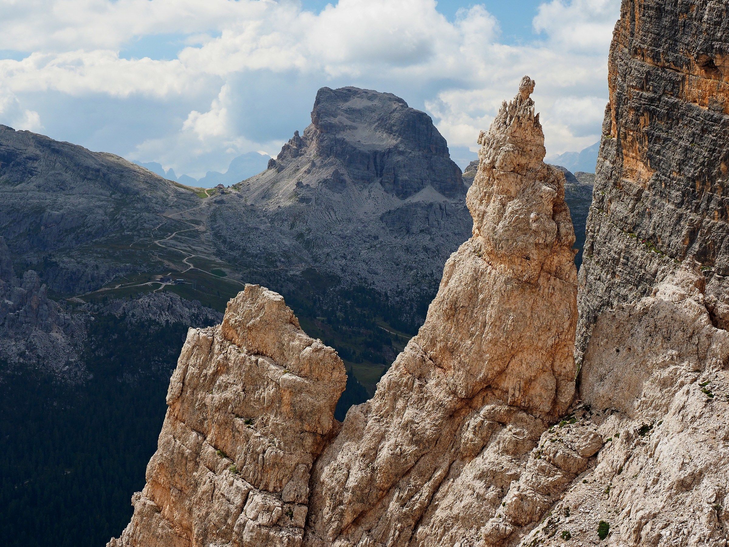 Tra le guglie della Tofana di Rozes