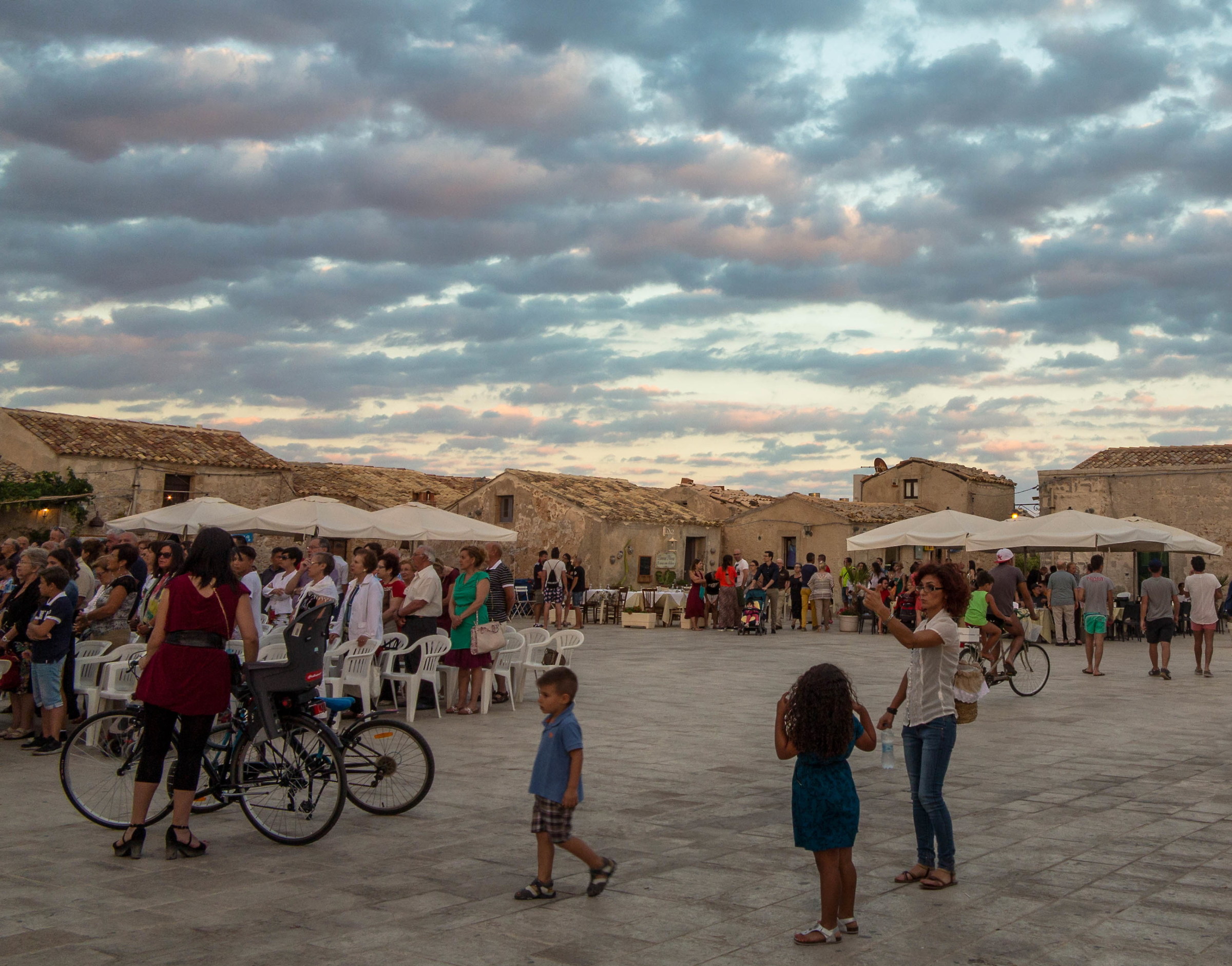 Piazza Regina Margherita al tramonto