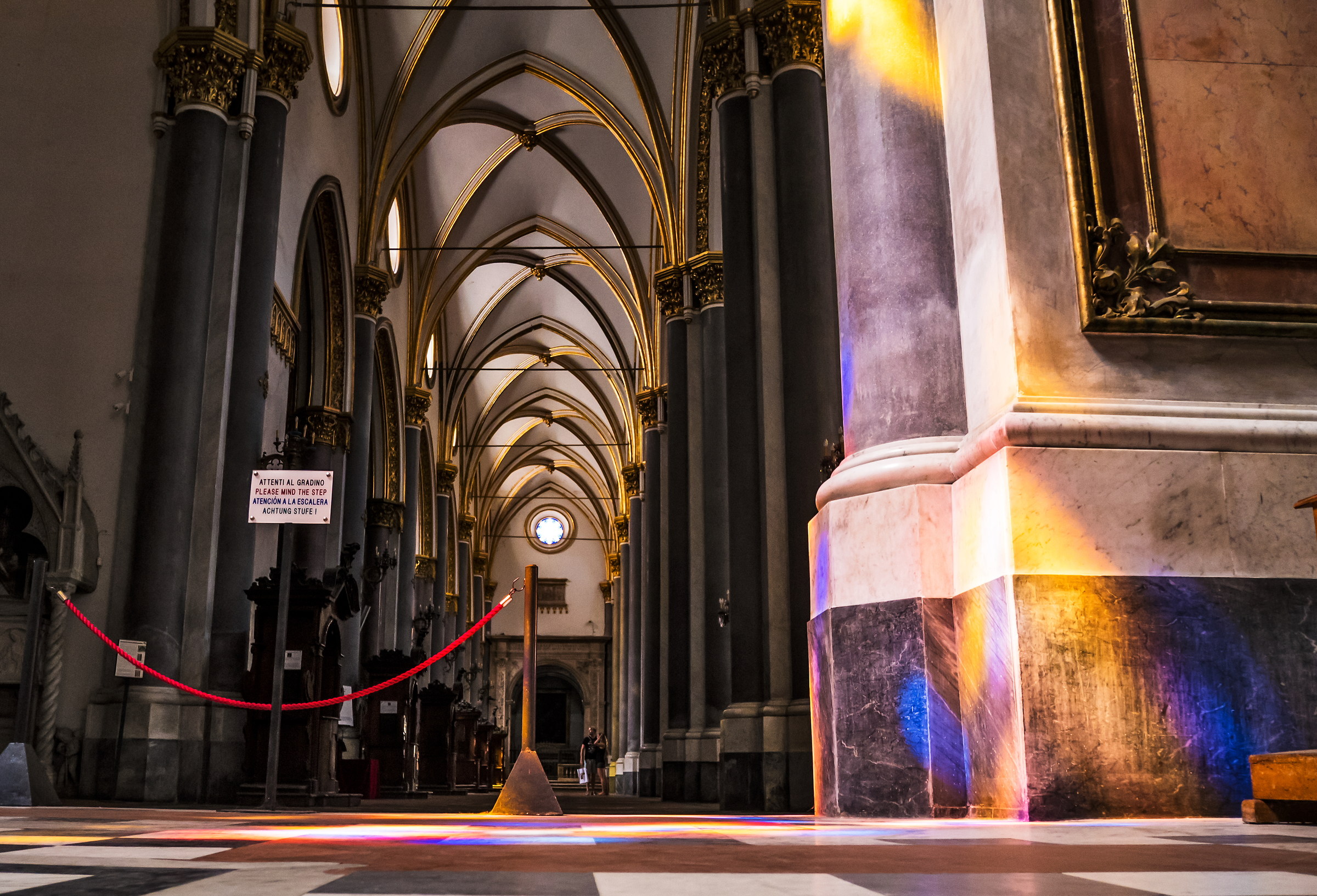 Chiesa San Domenico Maggiore, particolare