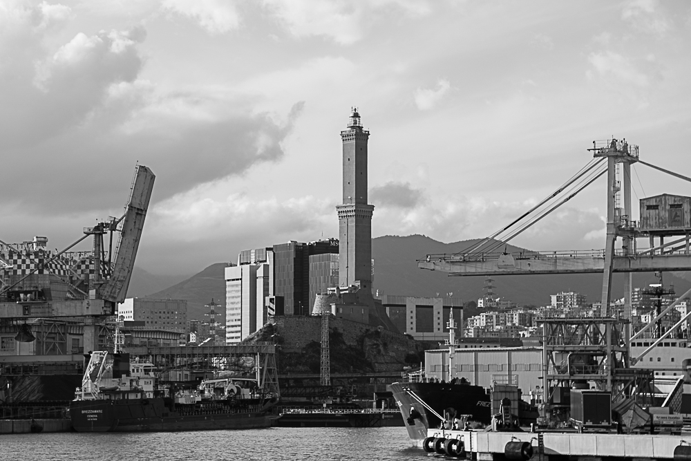 Port of Genoa #8-lantern