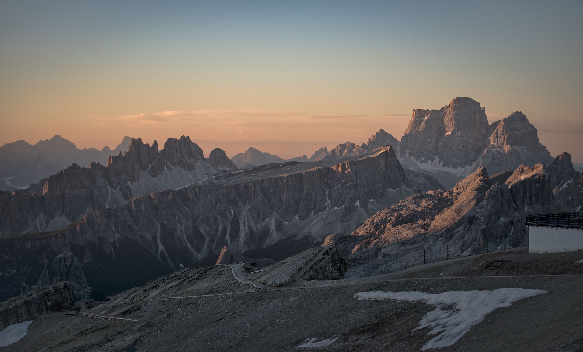 Sunrise at the Lagazuoi