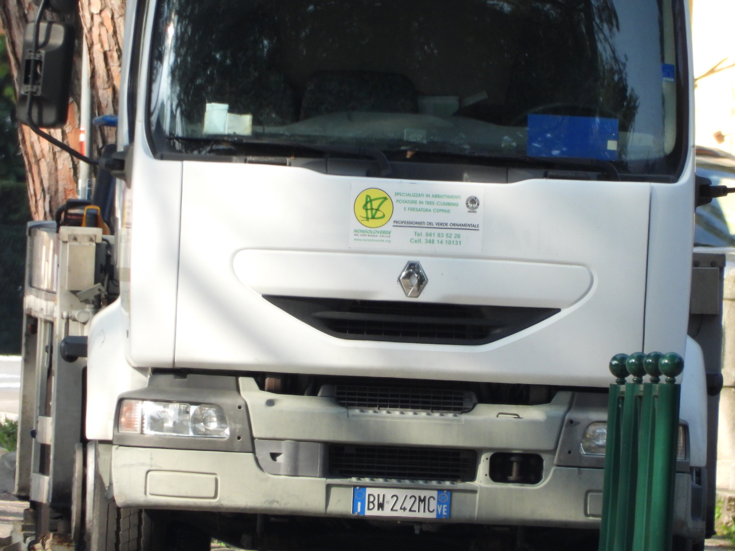 Nikon P1000-Max Zoom-subject to 260 meters