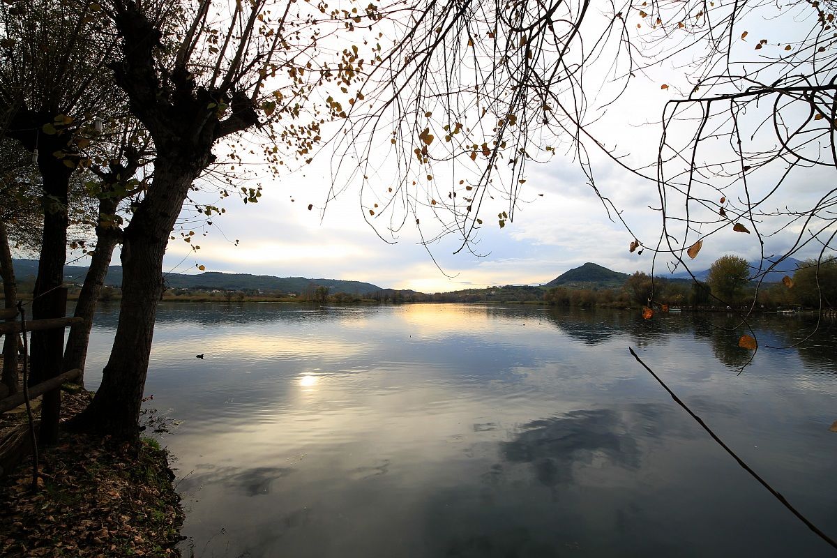 tramonto al lago di Posta Fibreno