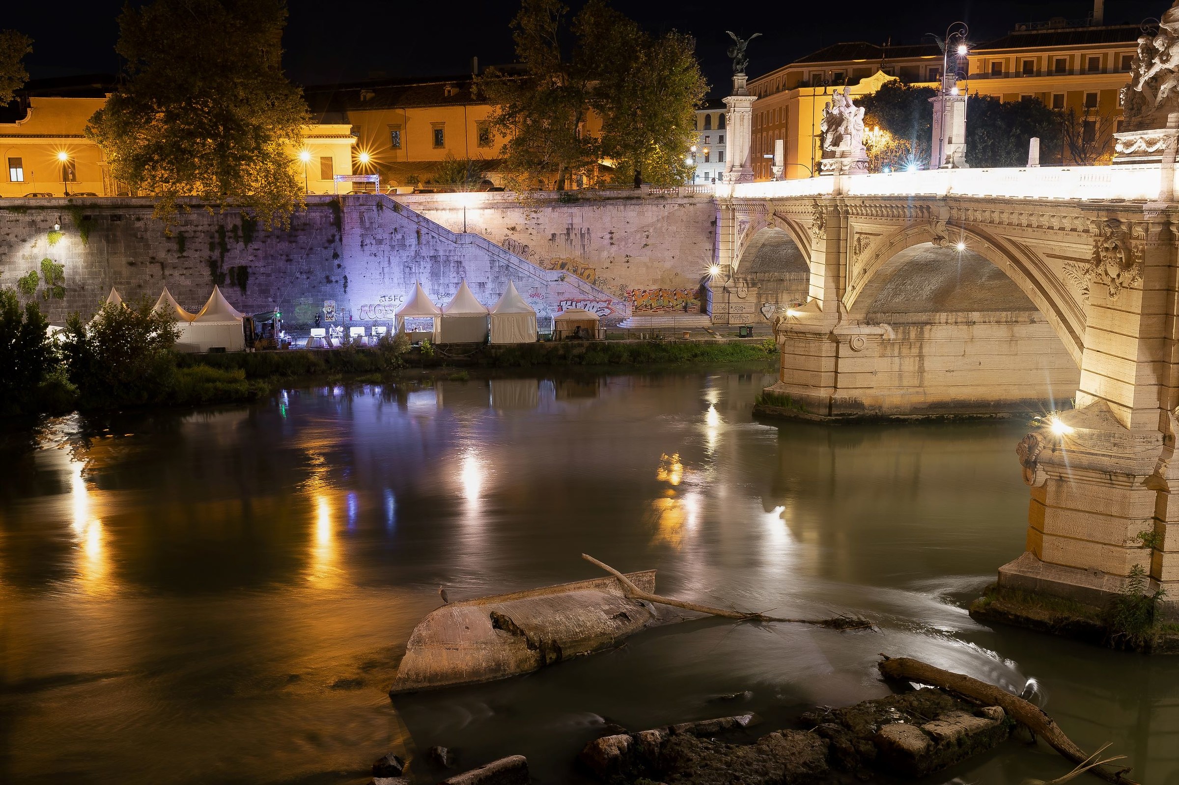 The silence of the Tiber
