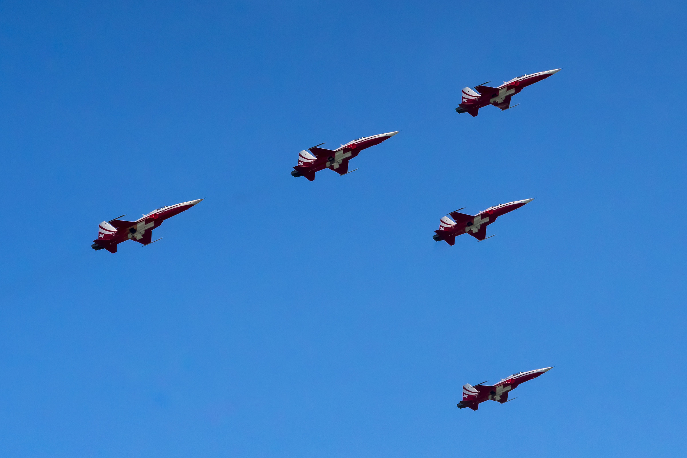 PAS (Swiss acrobical patrol) in formation