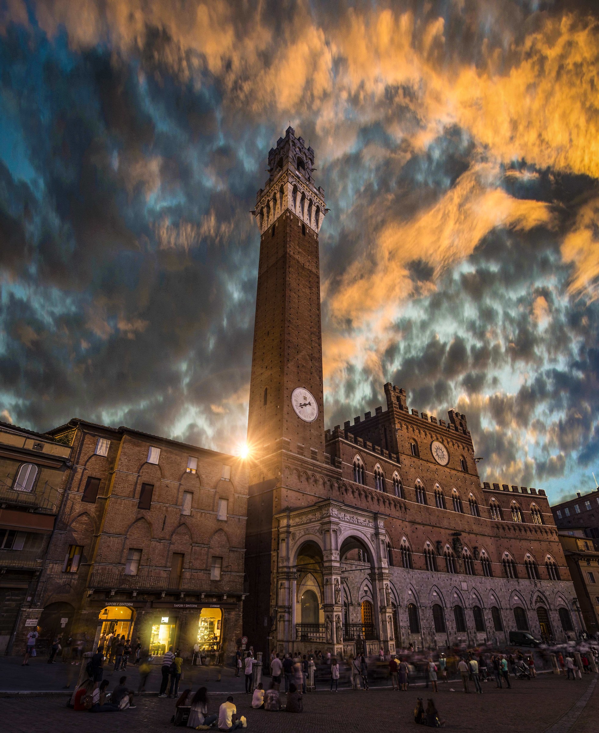 The Torre del Mangia-Siena