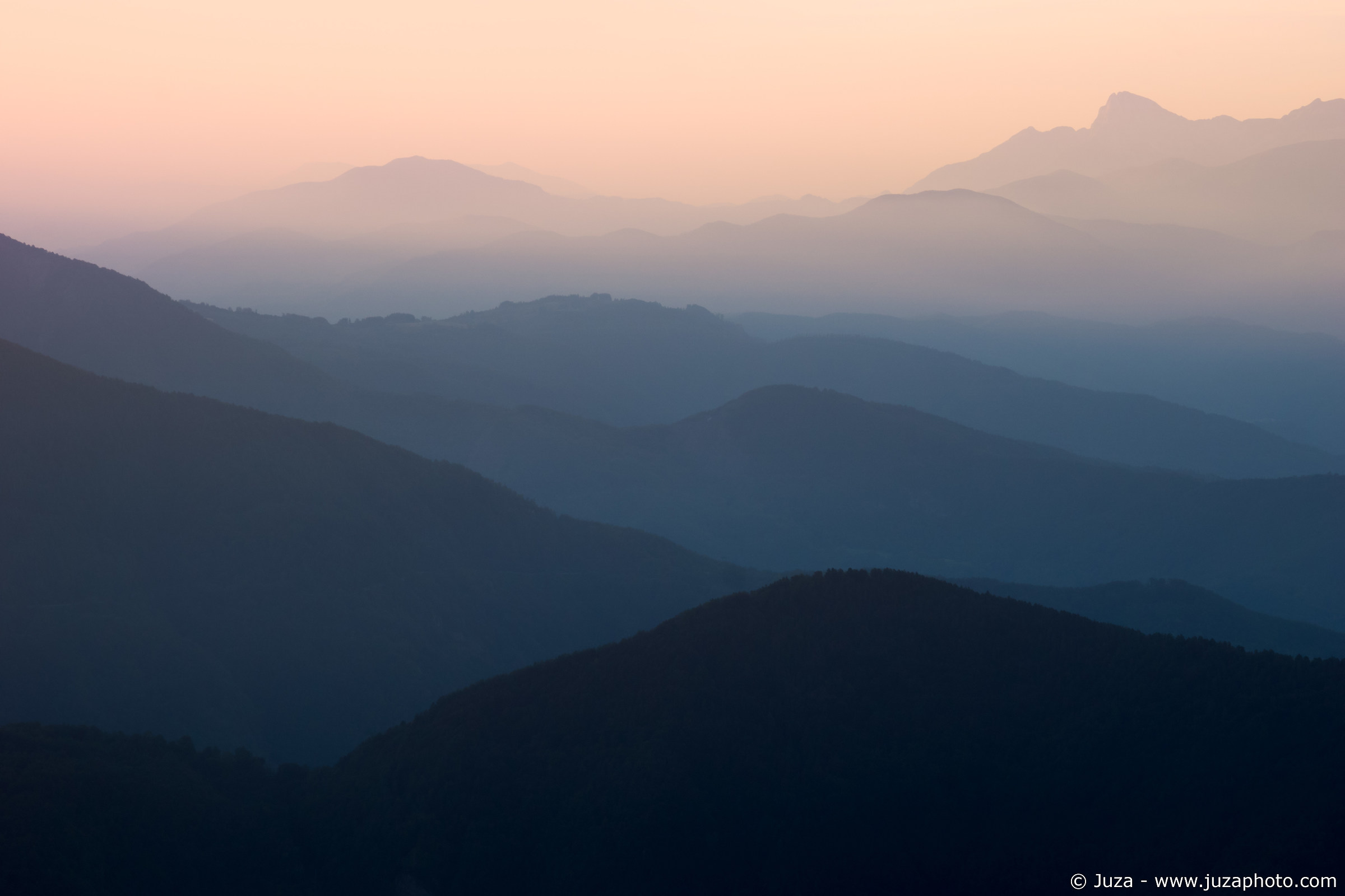 Sfumature all'alba, Appennino reggiano