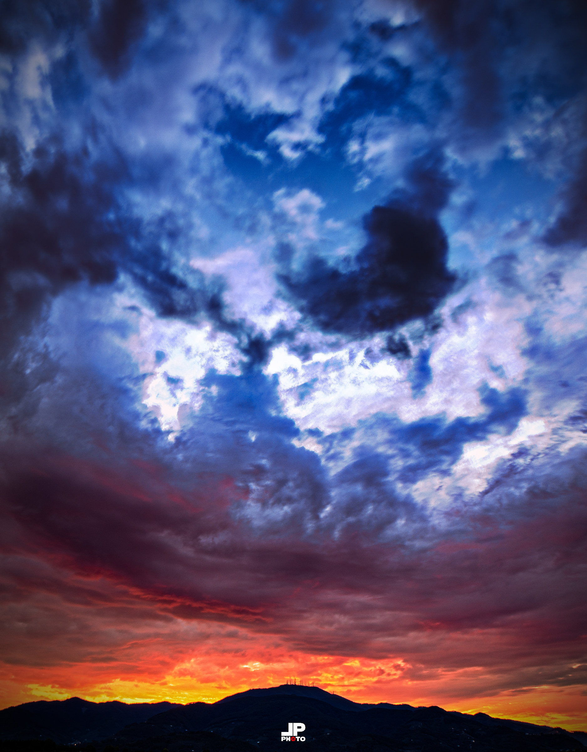 Sunset on the Serra Mountain