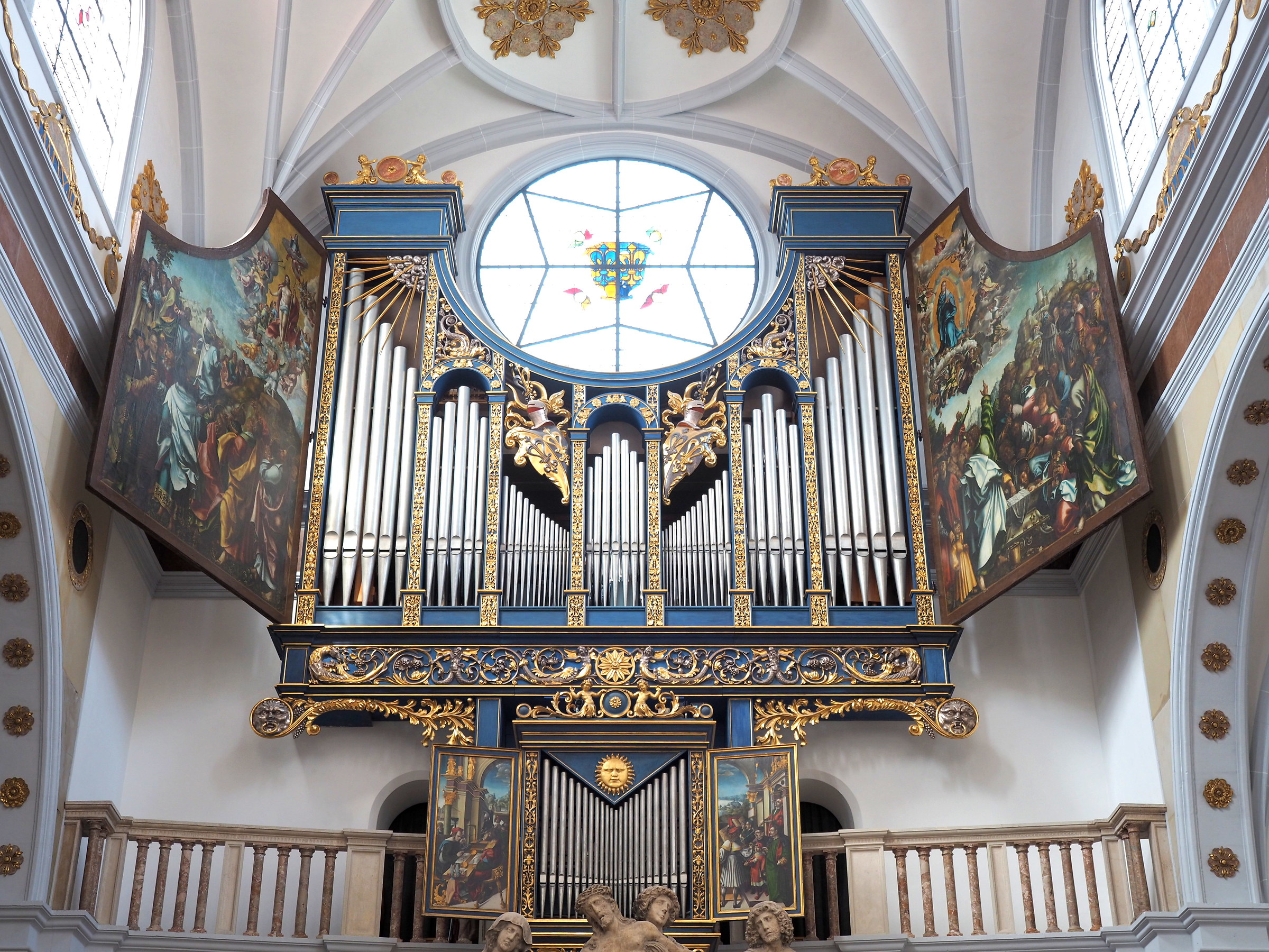 Interior Church of San Ana