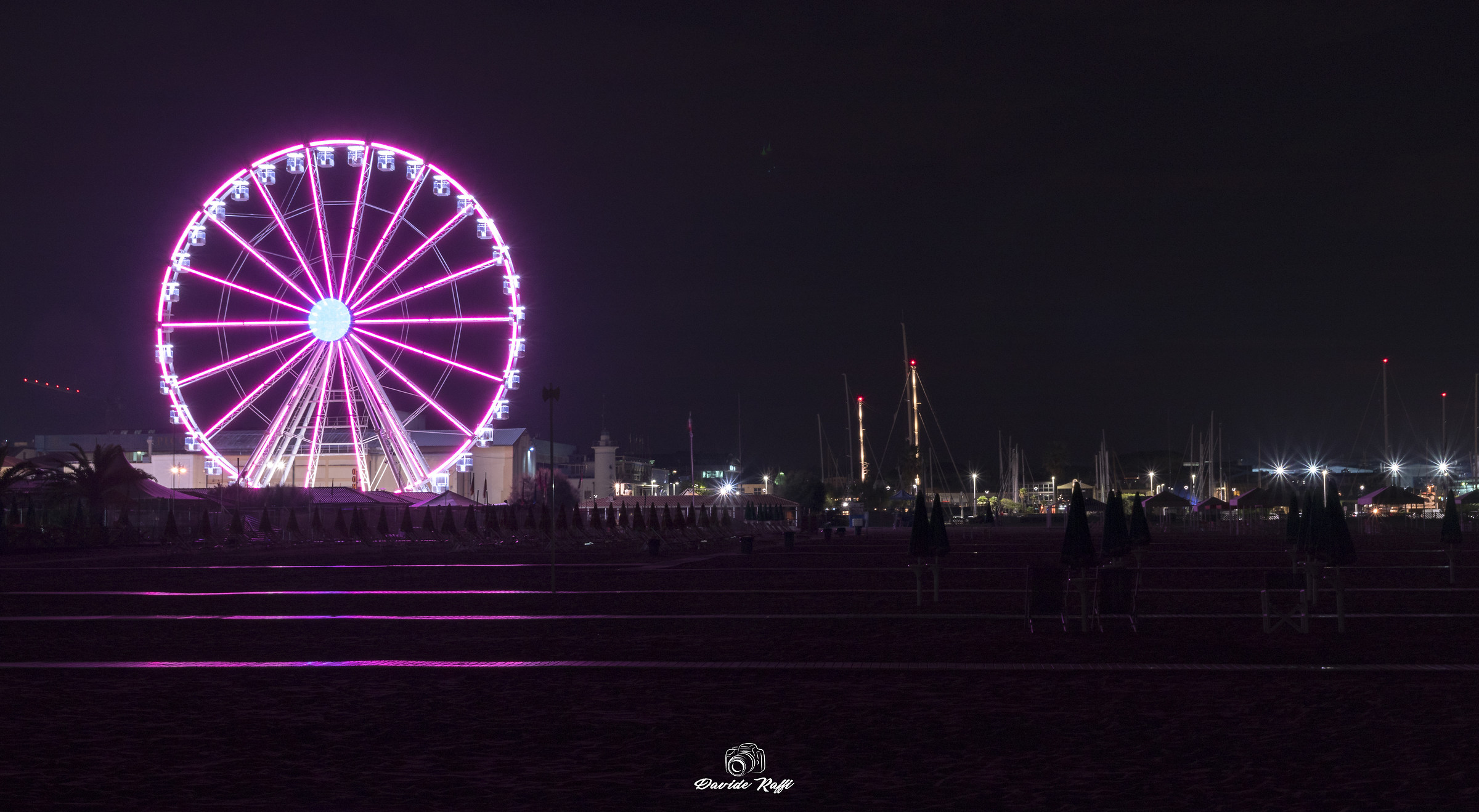 ruota panoramica lungomare di viareggio