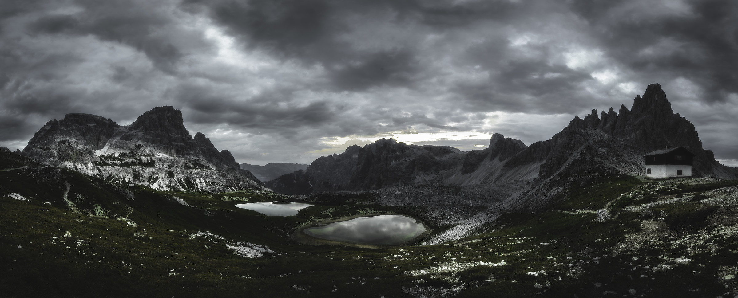 Panorama Lagi at 3 peaks of Lavaredo