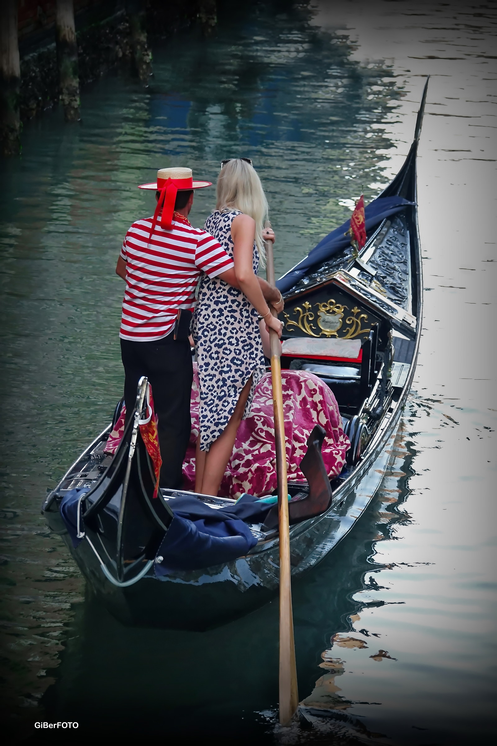 La 2 Biondina in Gondoleta!"