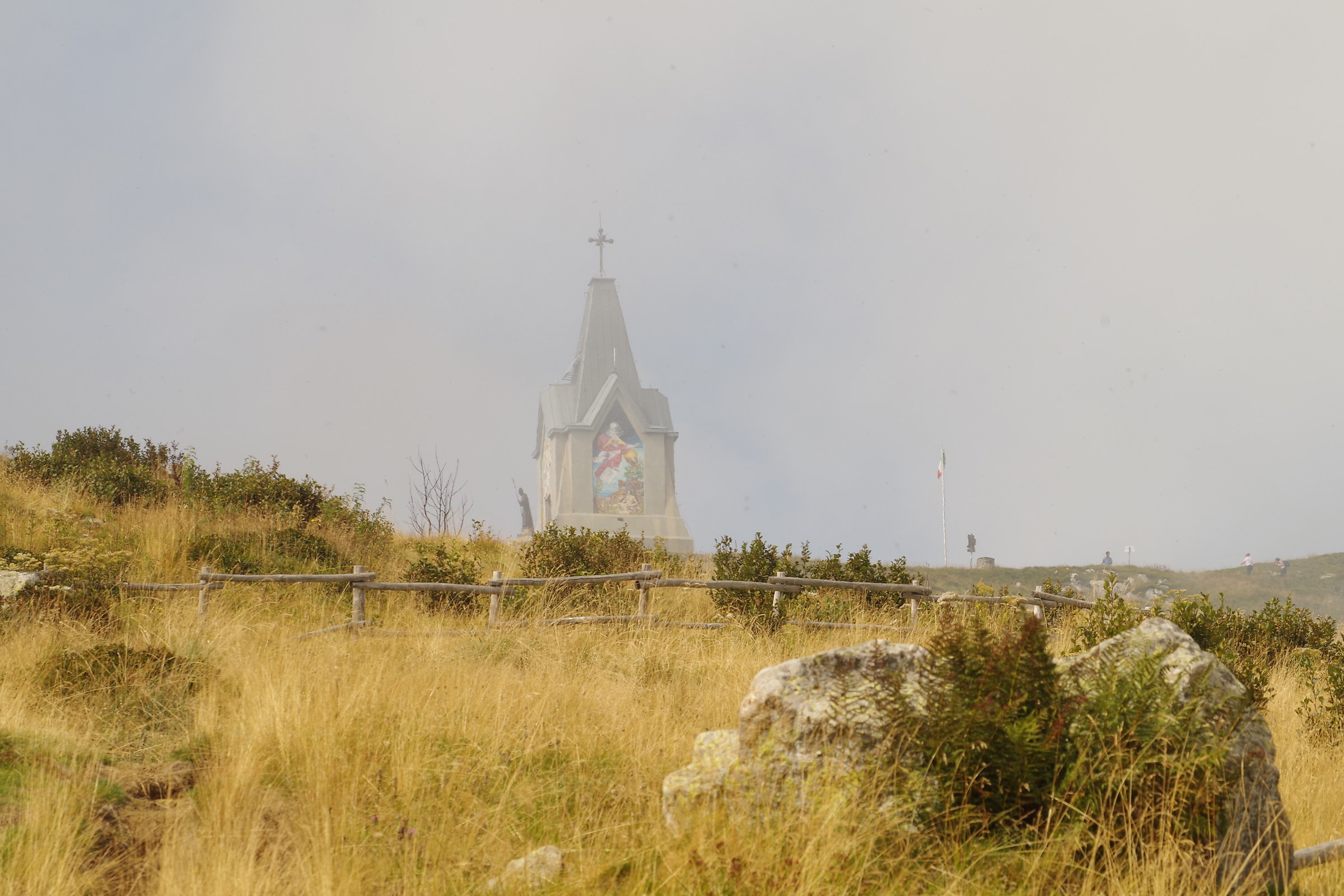 Mirages on the summit