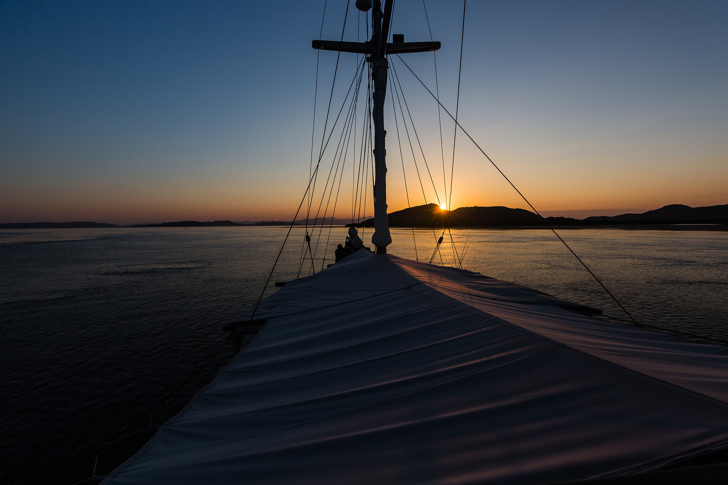 Navigando al tramonto