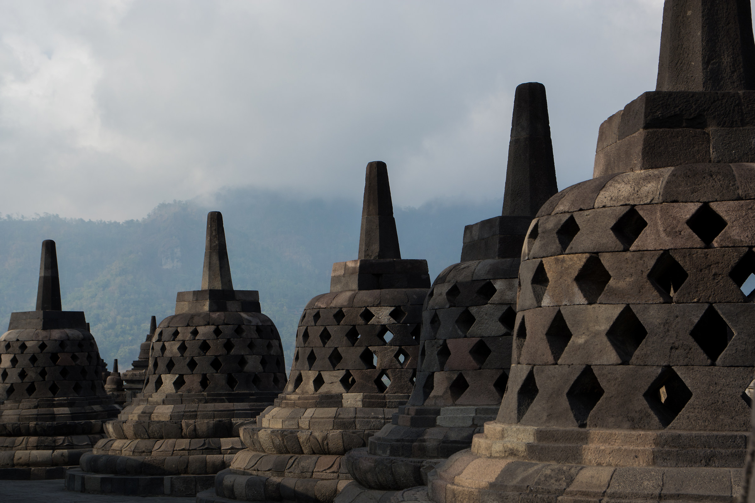 Hindu tracks to Java 2