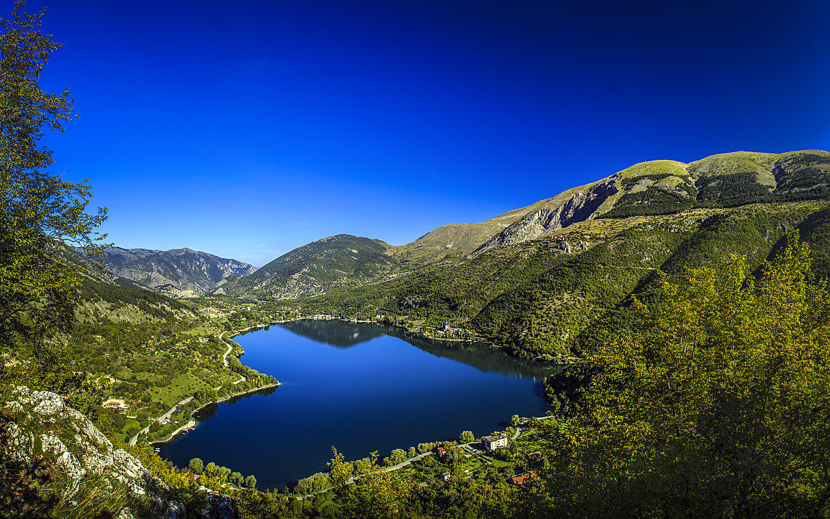 Lake of Scanno