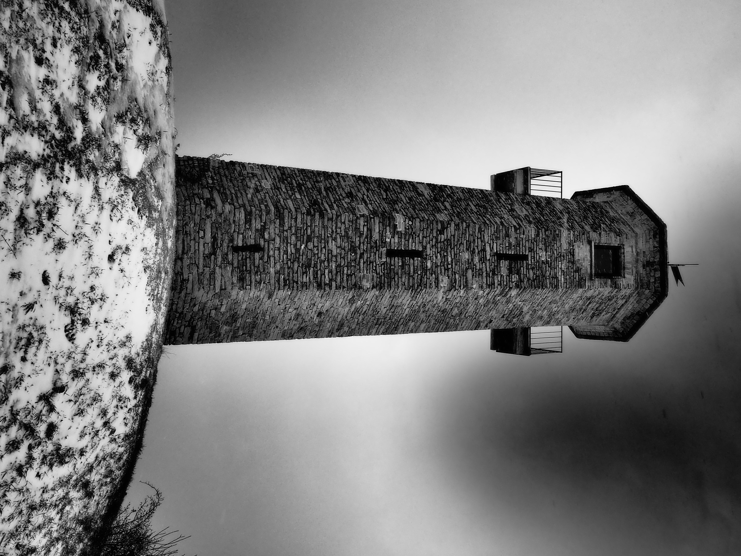 Torre Dei Canelli's Contini under a snowstorm
