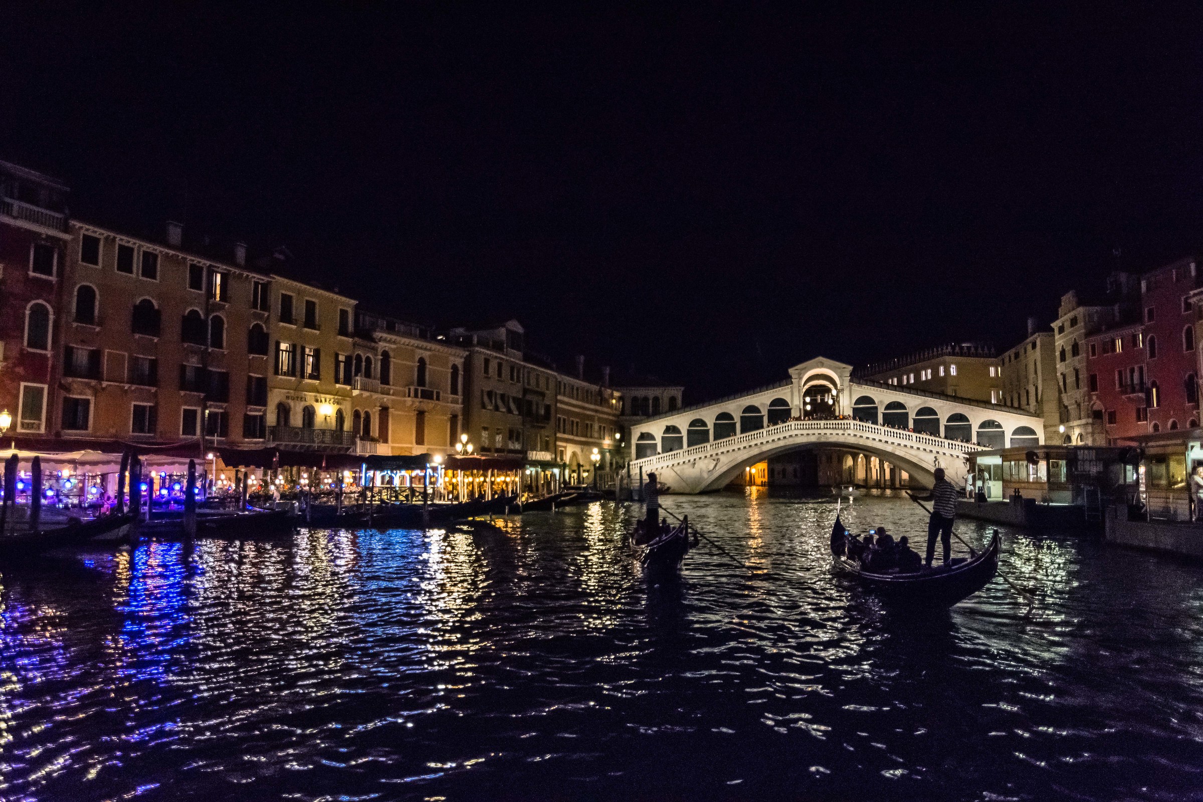 Sul traghetto a Venezia