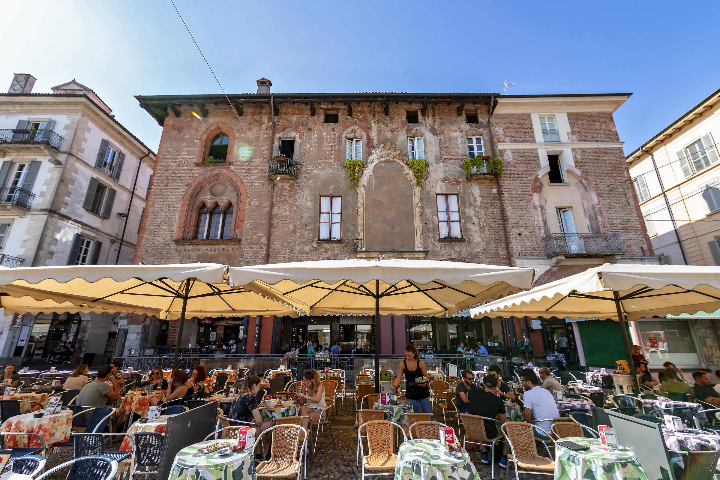 Unna tranquilla domenica pomeriggio