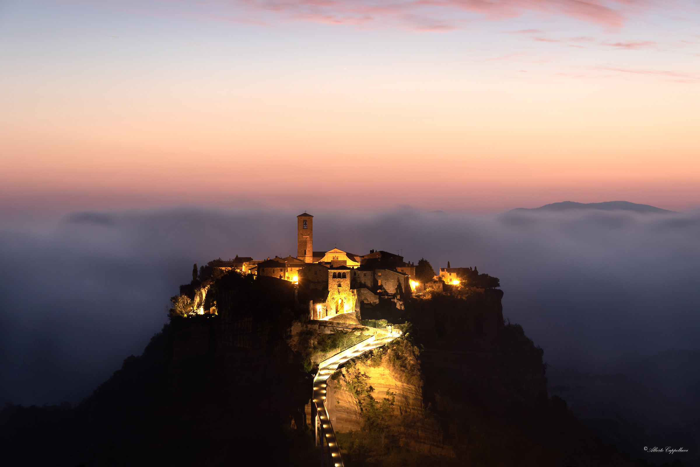 Civita all'alba