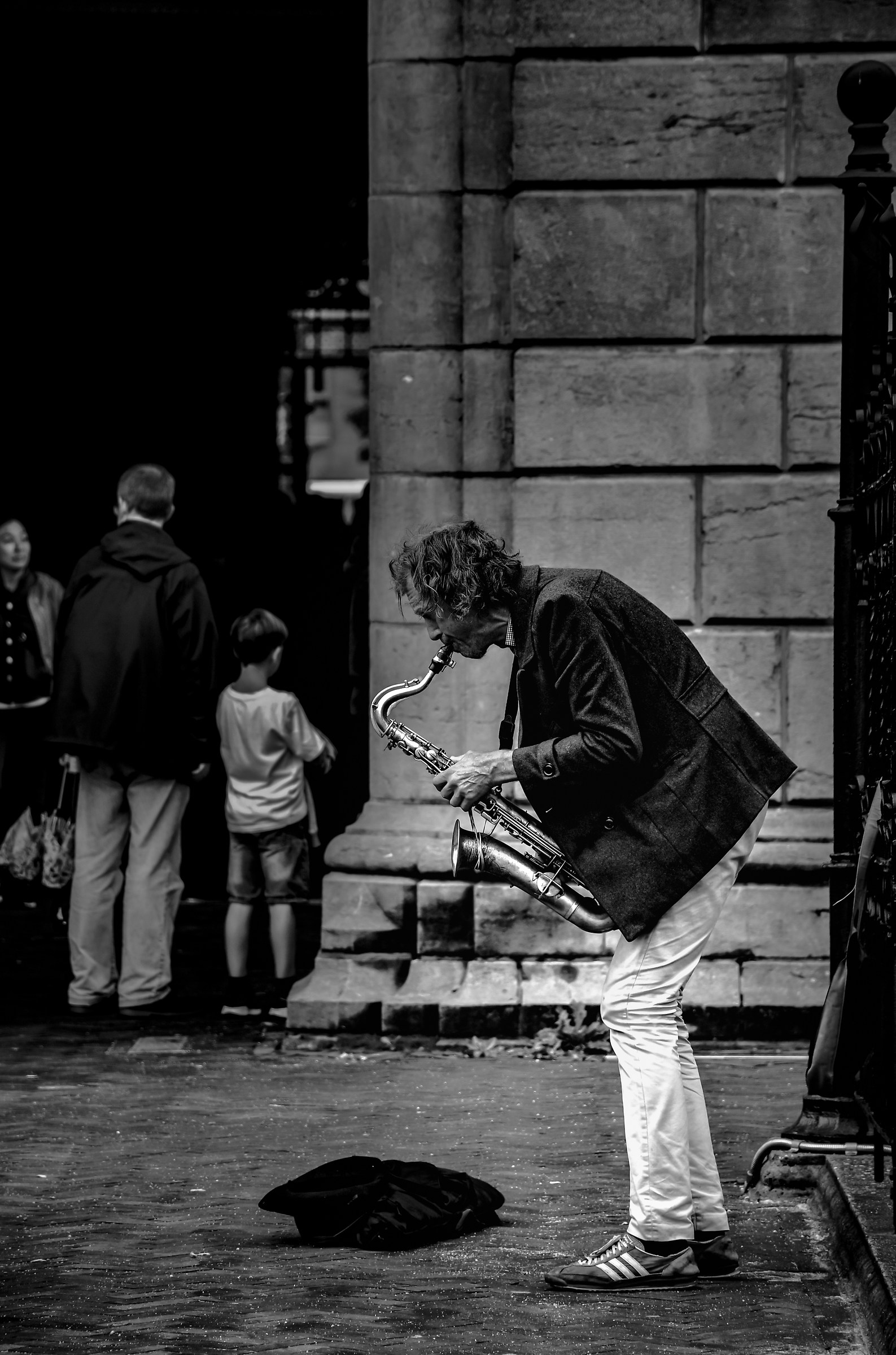 Trumpeter B&W