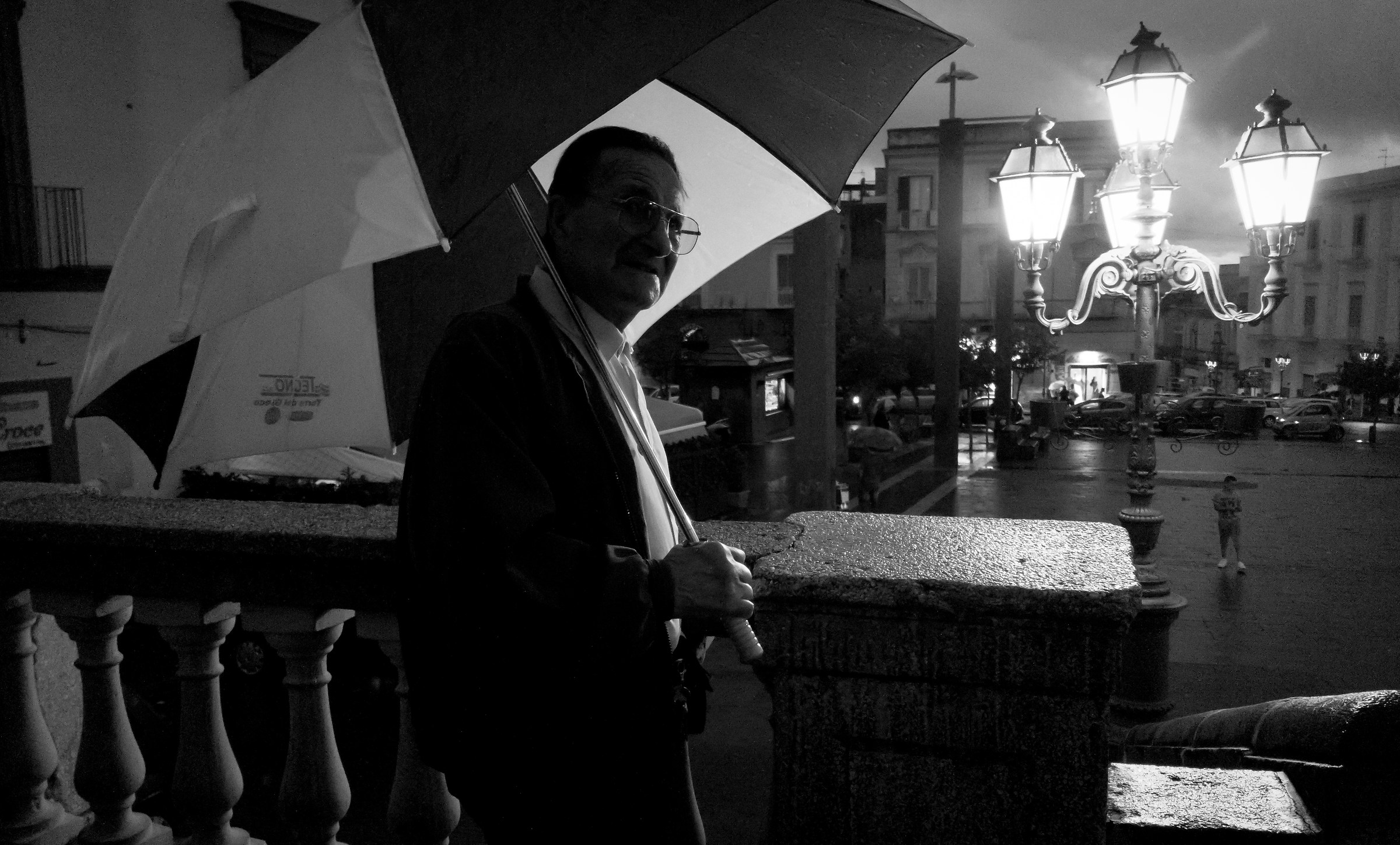 Piazza Santa Croce, any person...