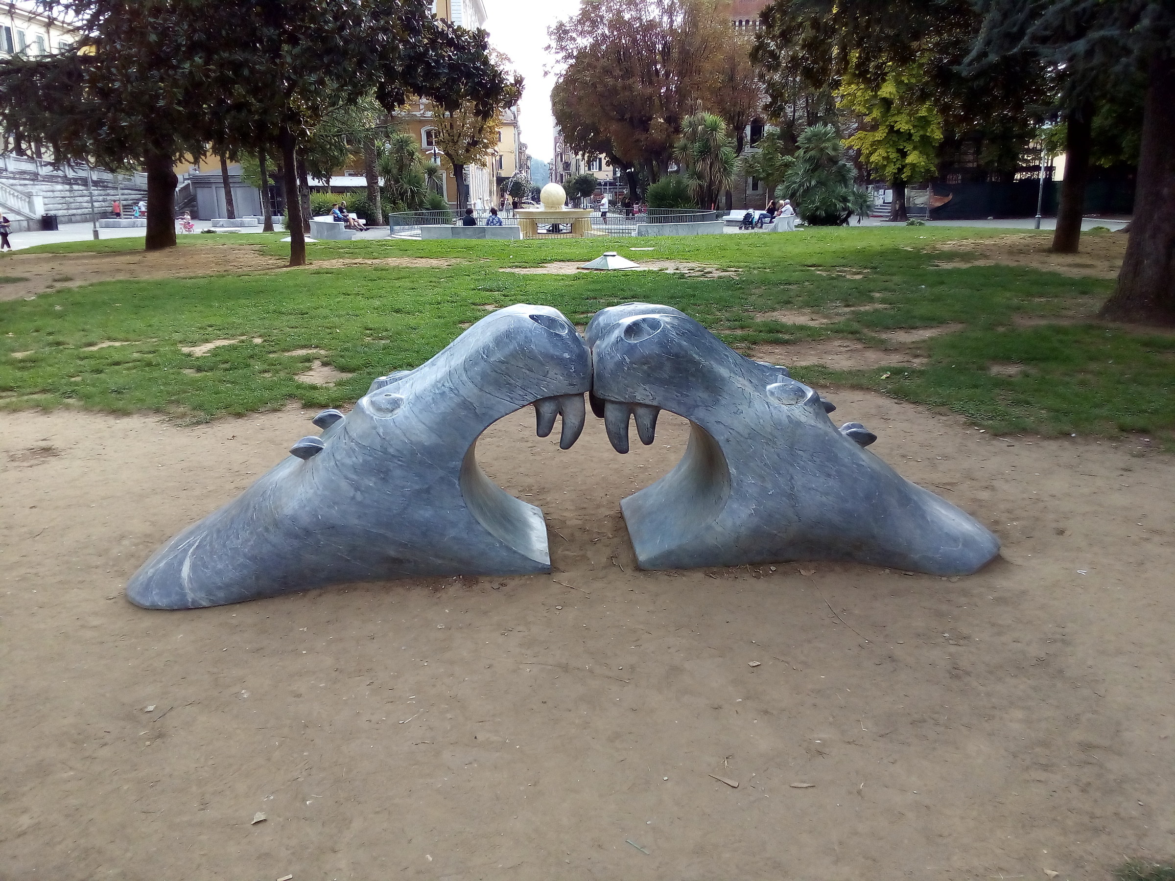 Particular gardens of Piazza Gramsci (Carrara MS)