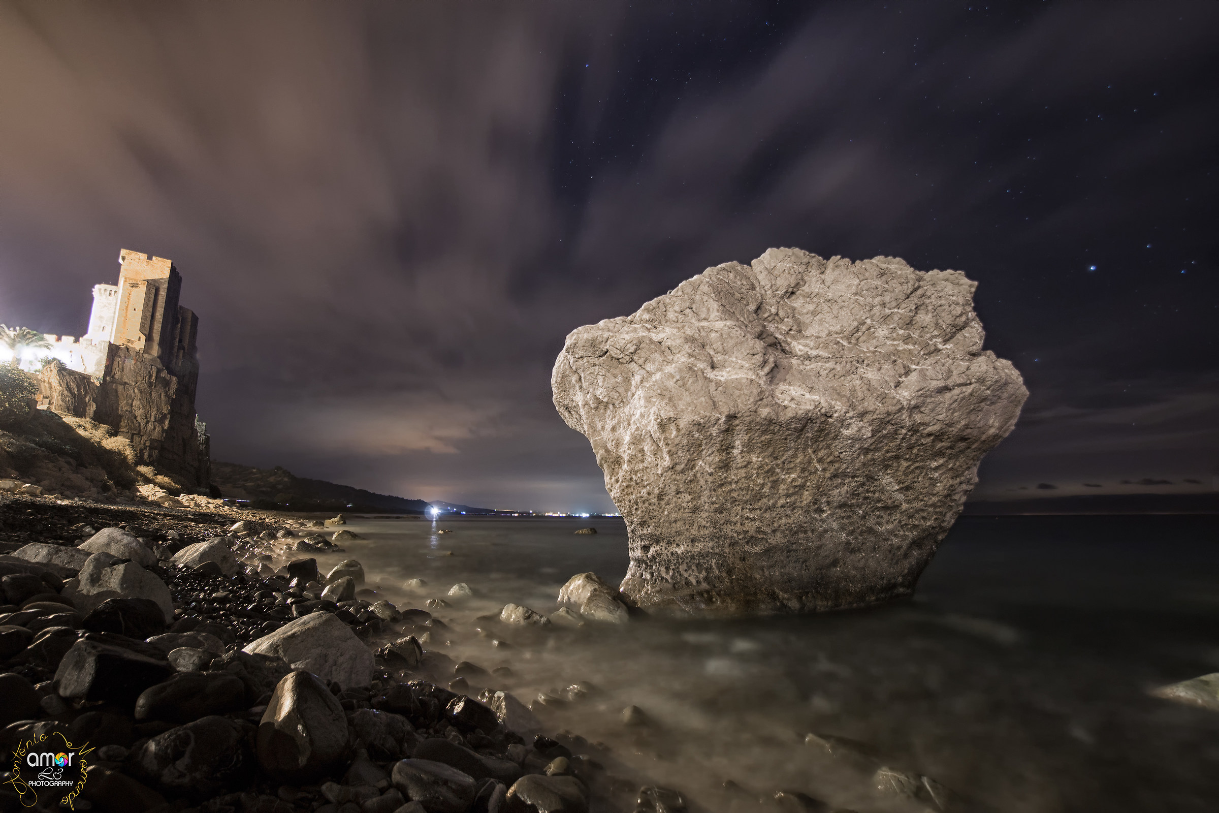 Il Castello e la Pietra by night