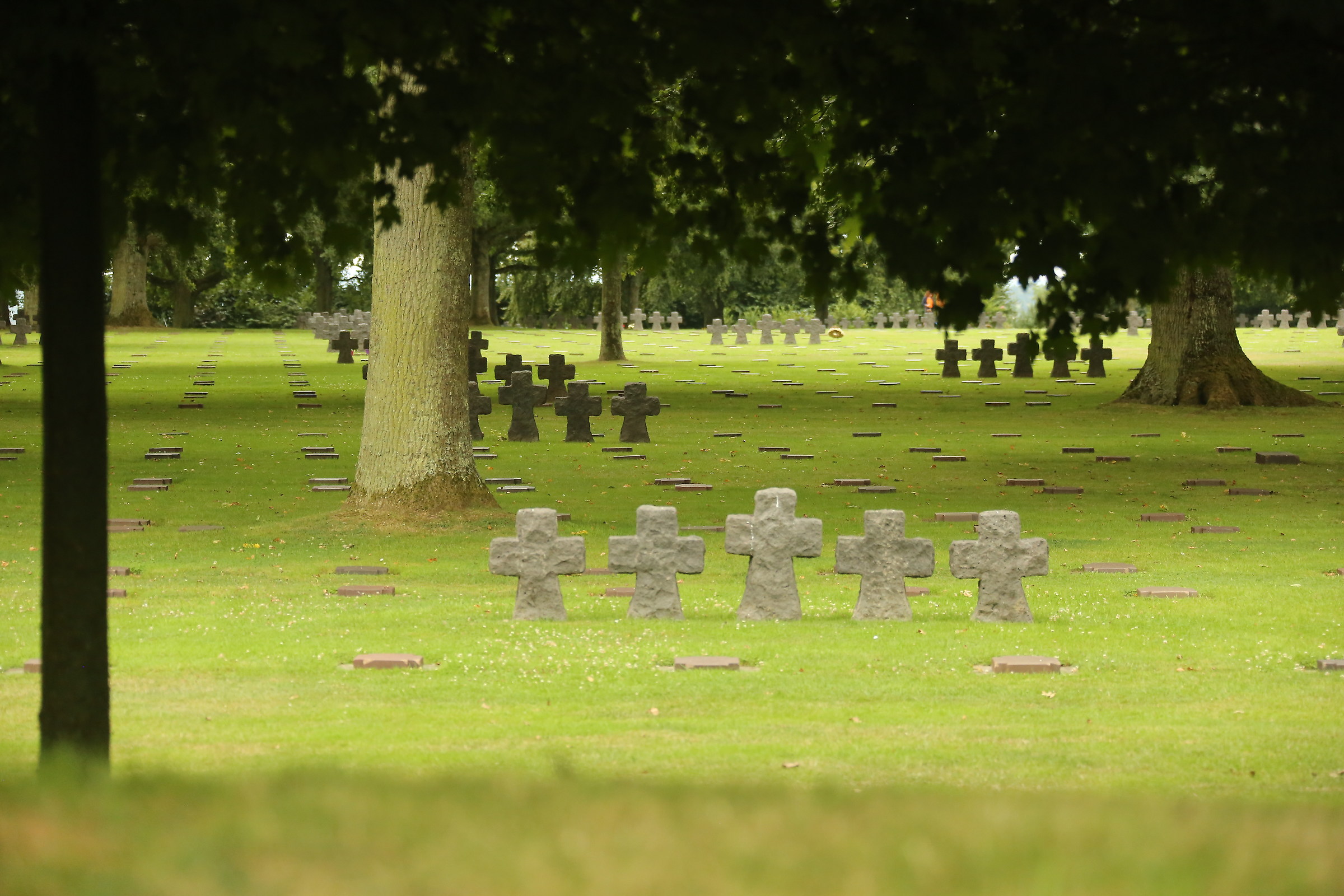 L'altra faccia del D-day " cimitero tedesco"