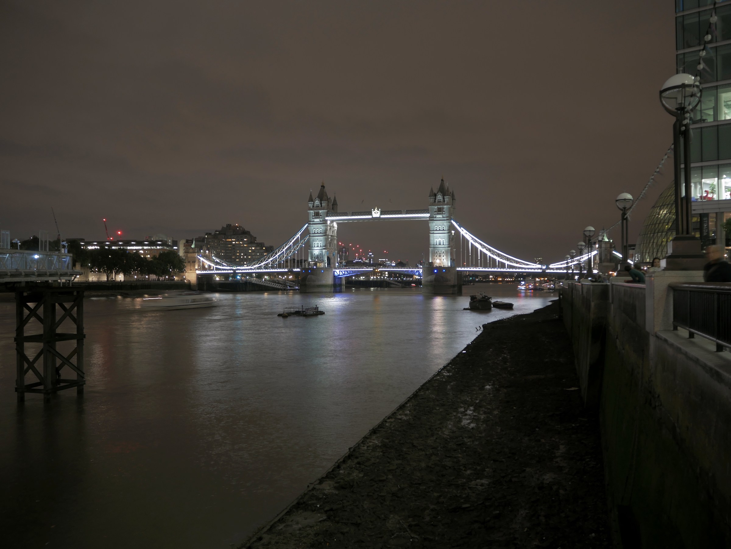 The Magic of London night