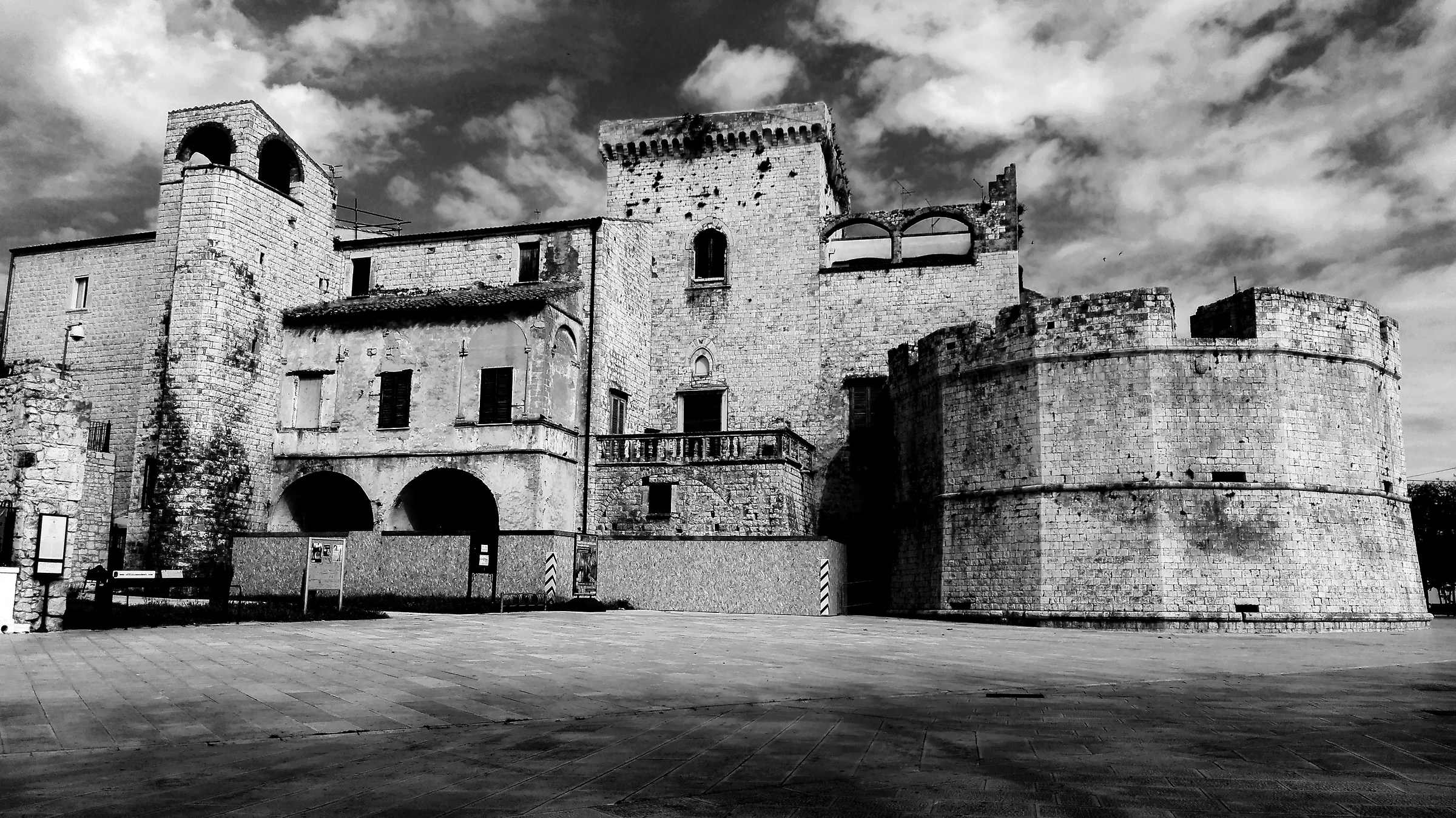 Conversano. Castello Acquaviva d'aragona