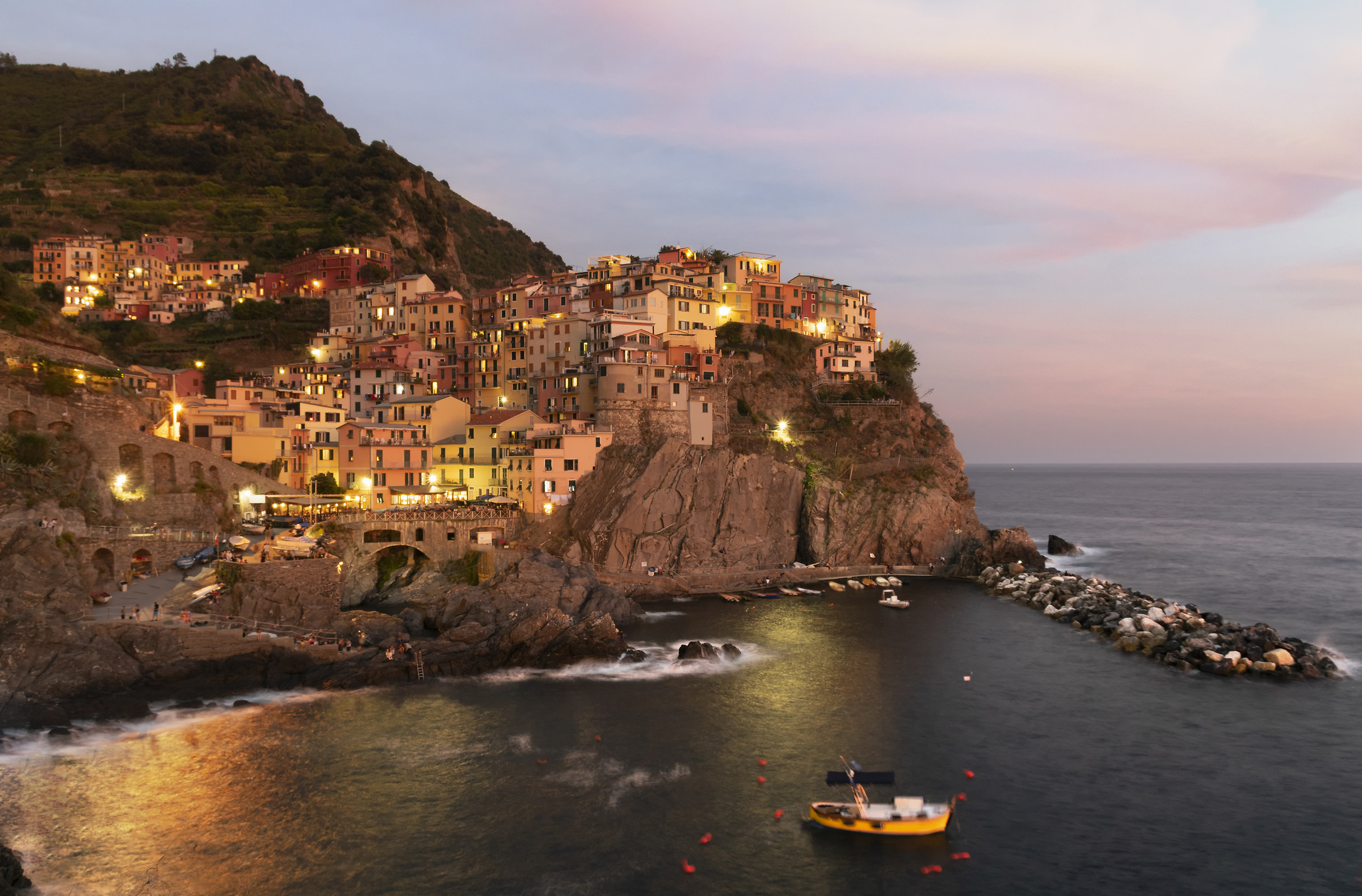 Manarola, quasi ora blu...