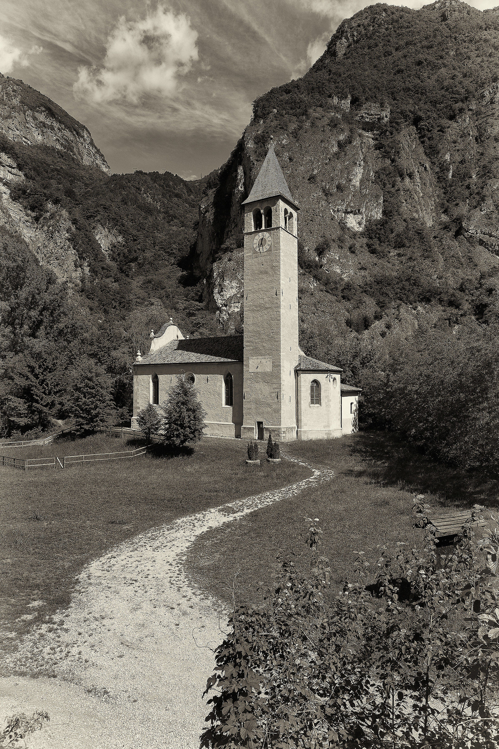 Chiesetta a Zambana Vecchia, Trento.