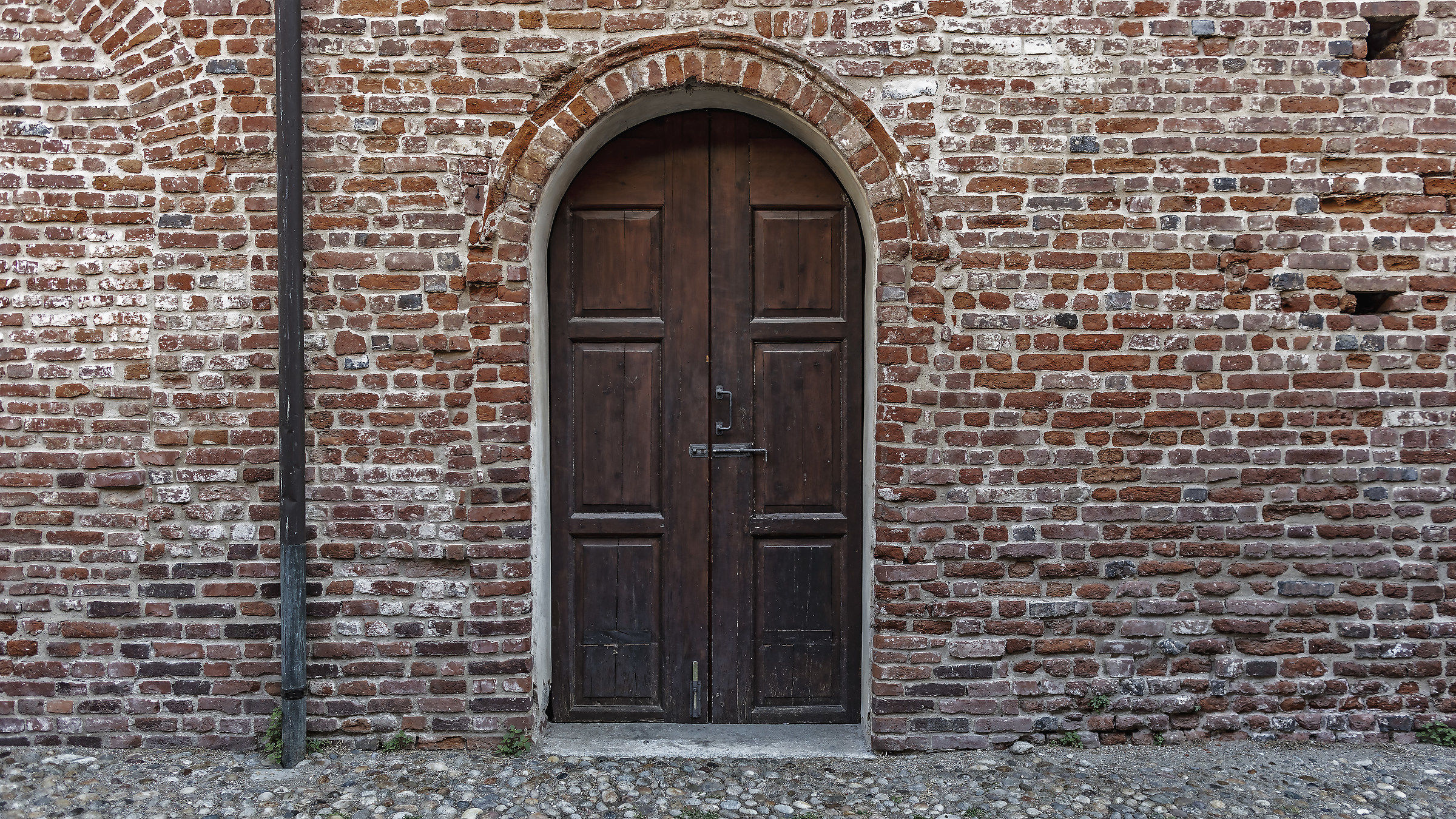 please, the door is open