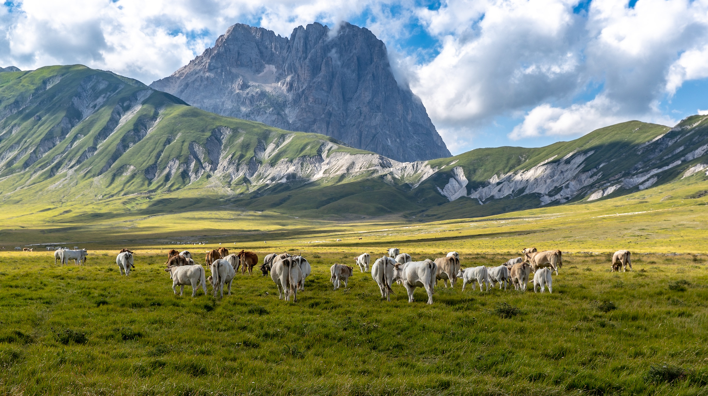 Towards the Gran Sasso