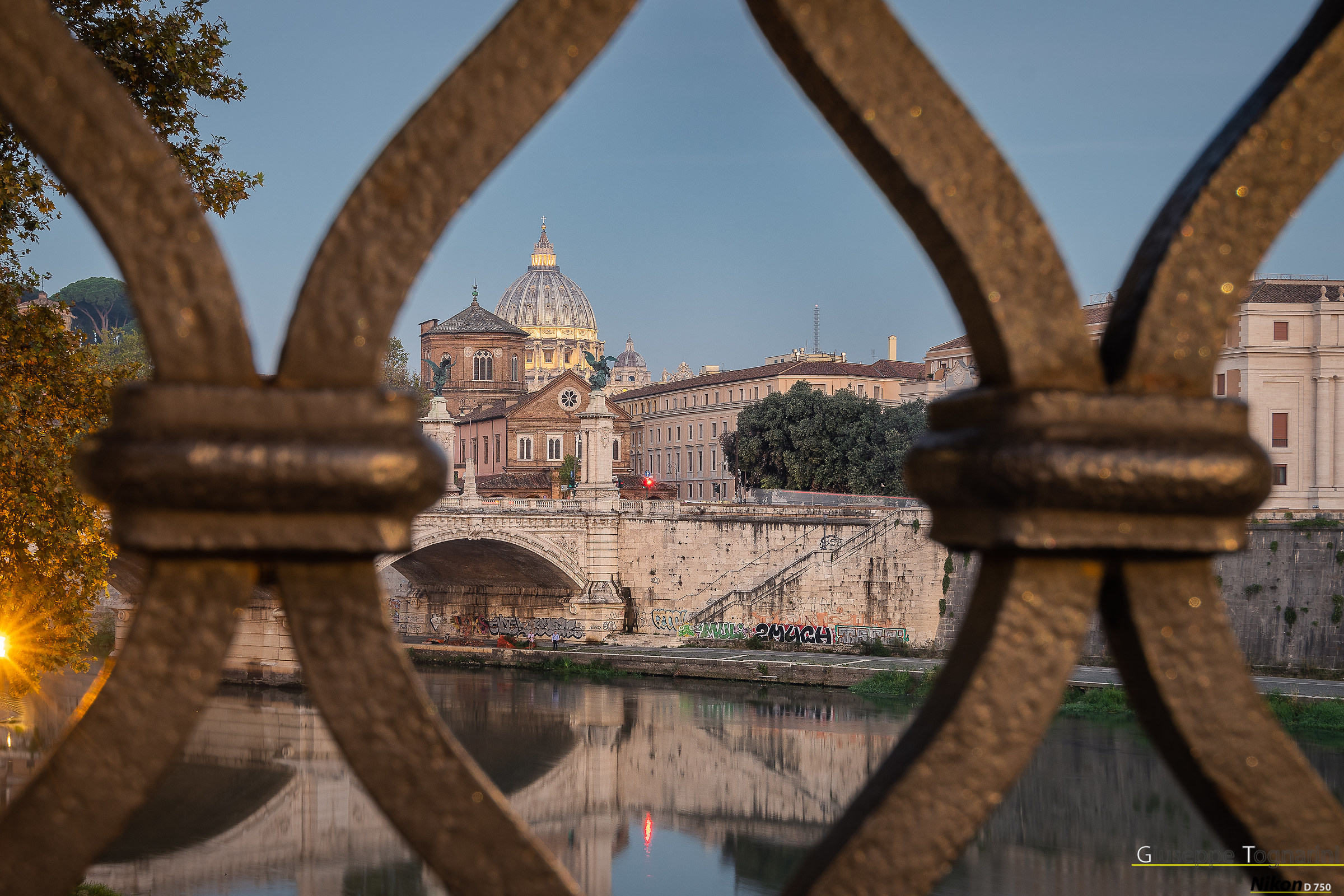 Er Cupolone in "cornce"