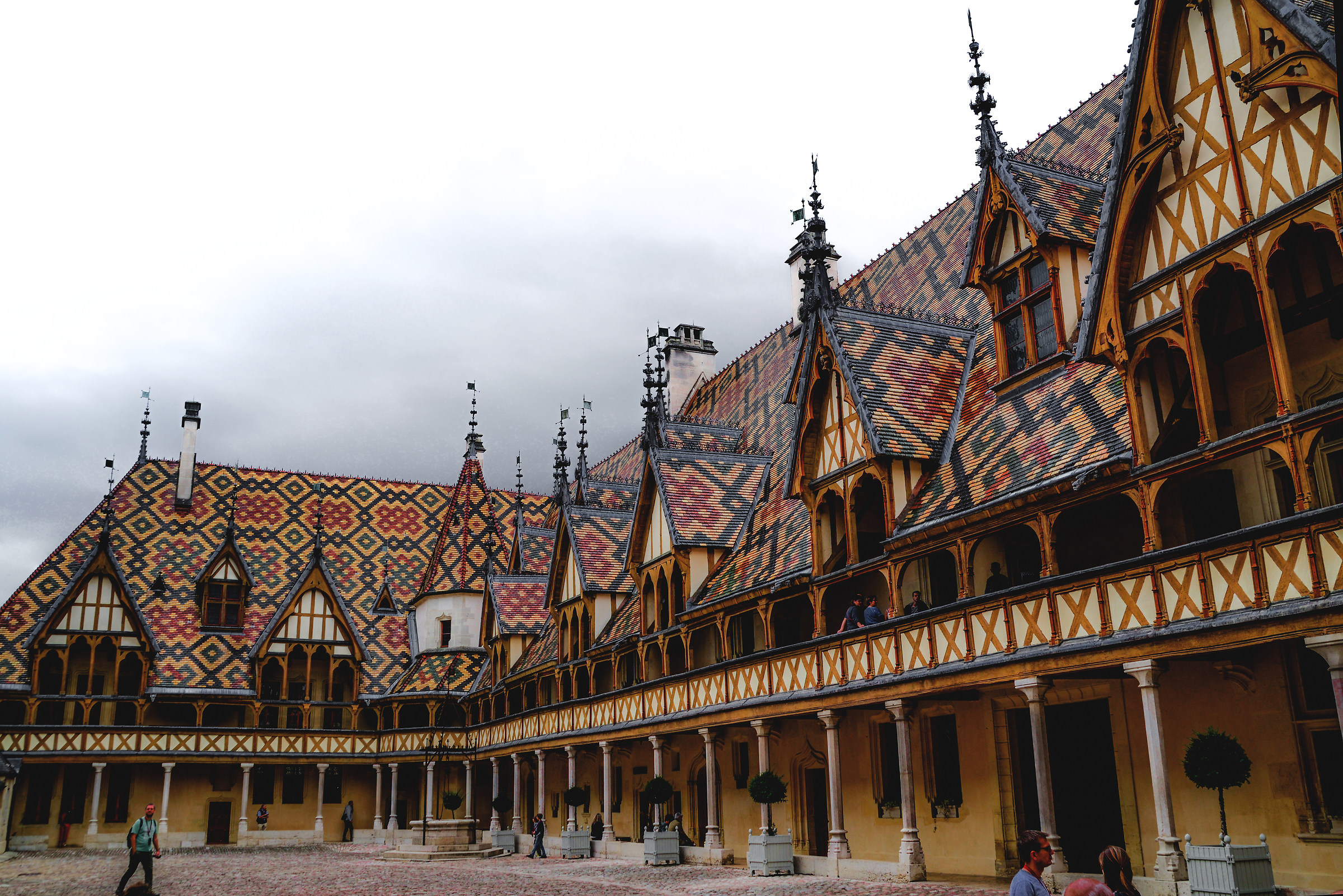 Around the Bourgogne