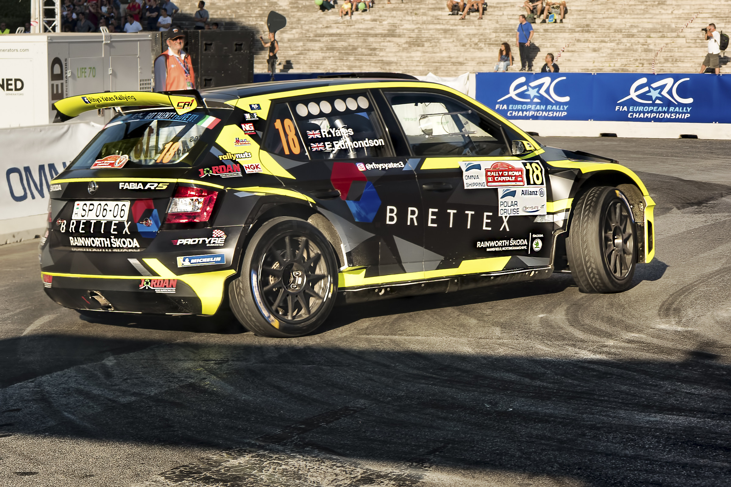 yates  edmonson skoda fabia r5 drifting