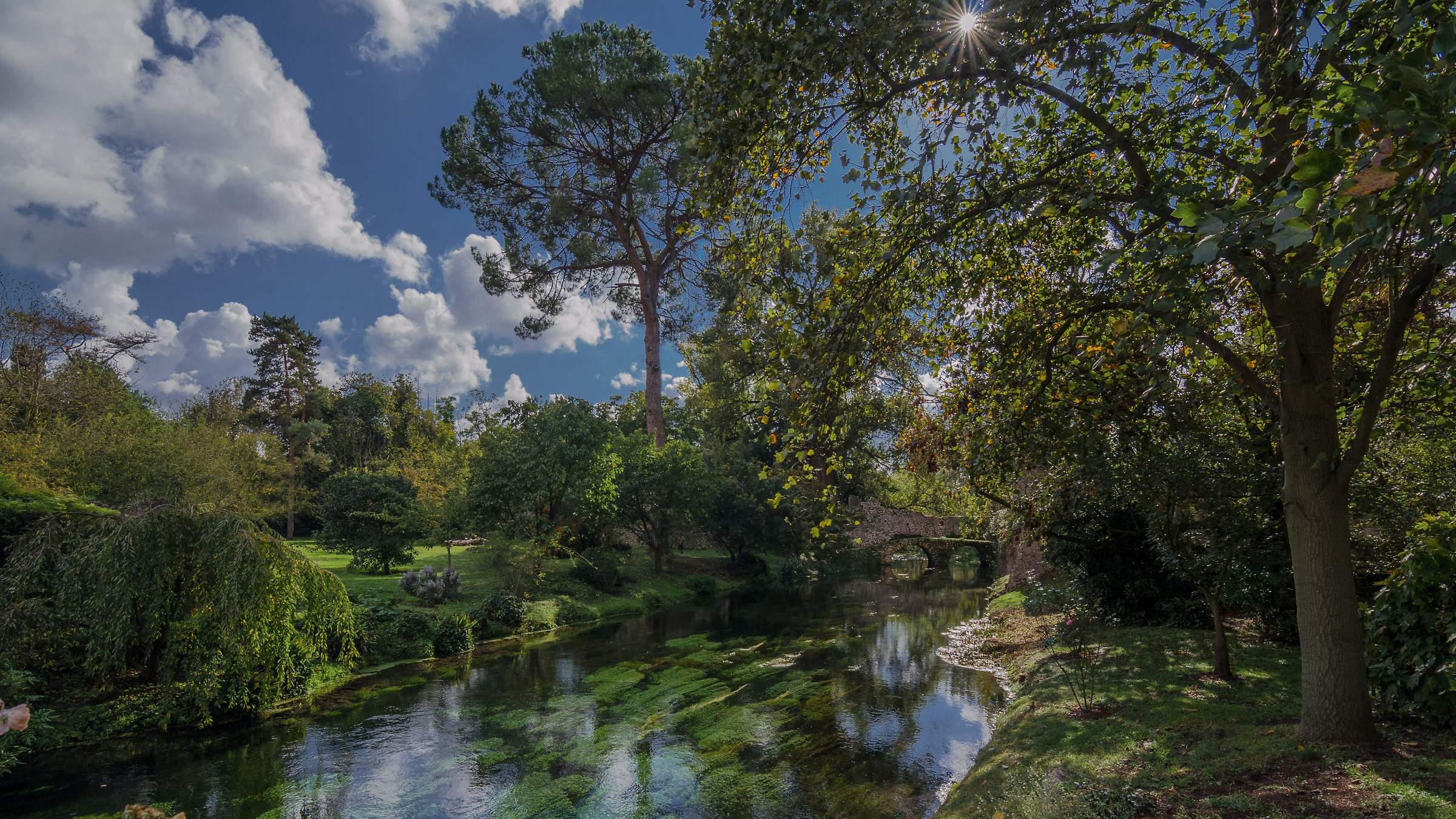 Paesaggio con un filo di controluce