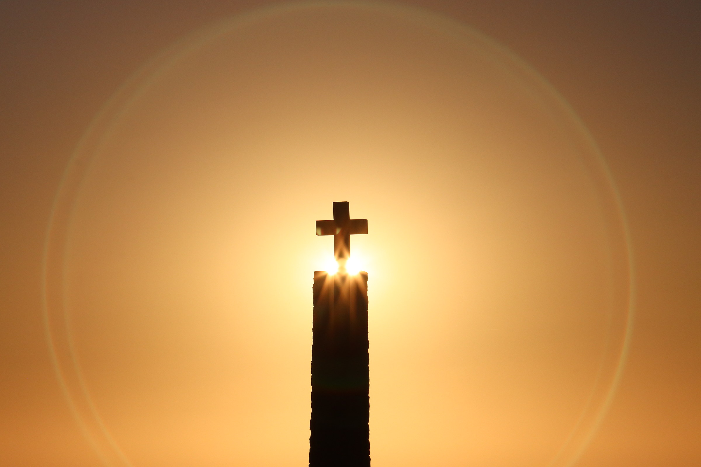 Aqui onde a terra se acaba e o mar começa