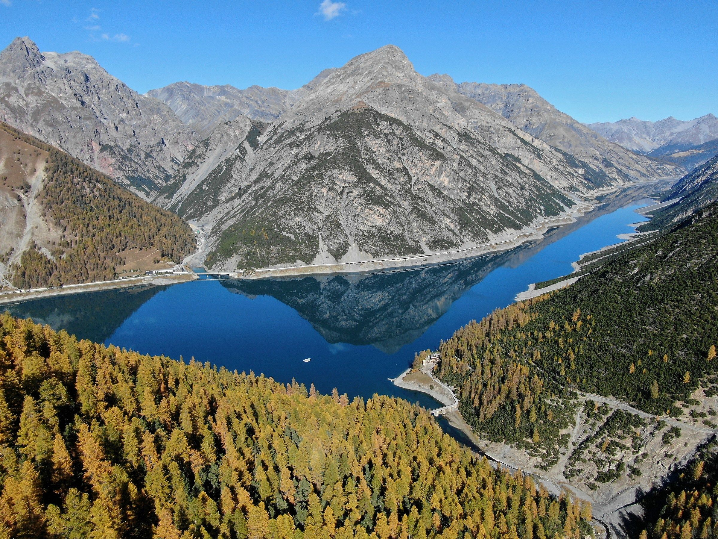 Lago Livigno Autunno