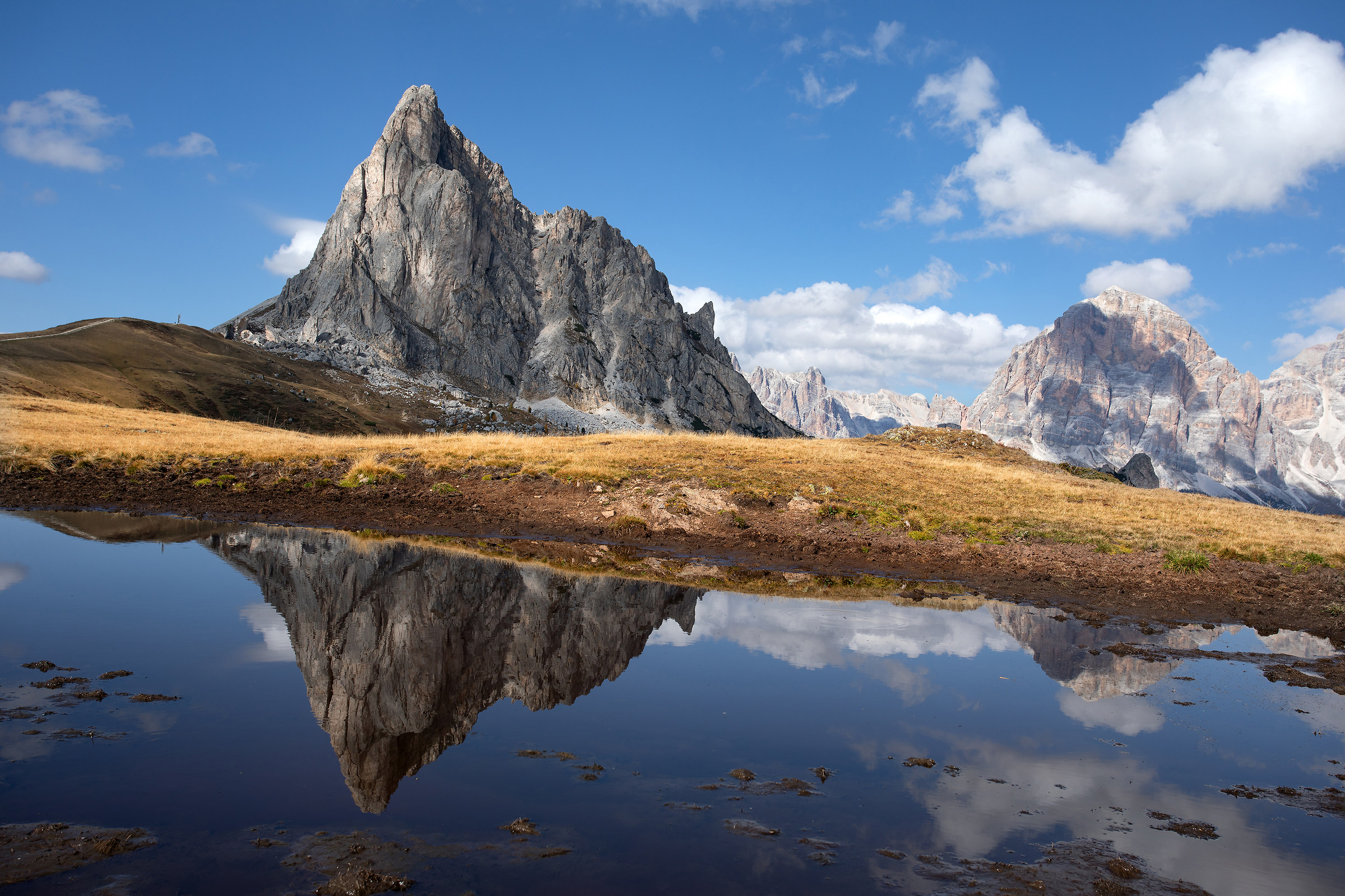 Ra Gusela Passo Giau