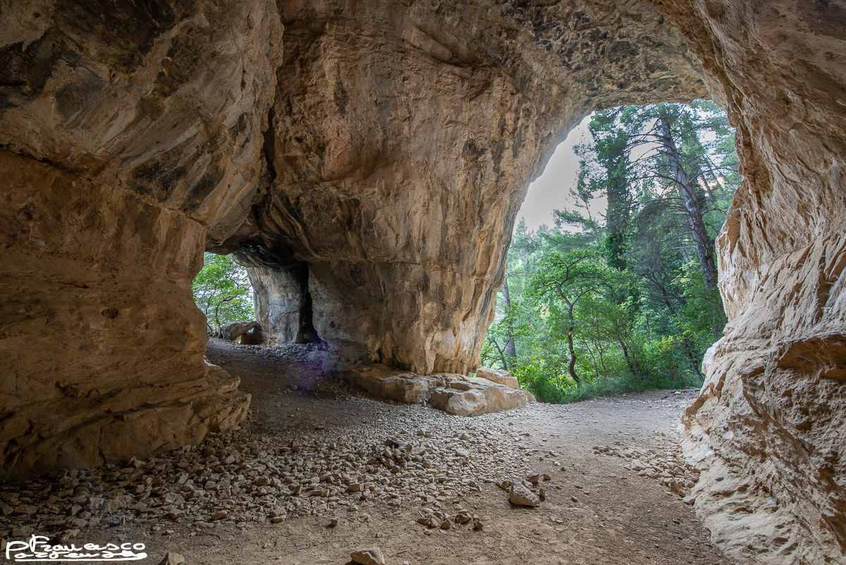 Black Grotto (Bolognano)-Detour