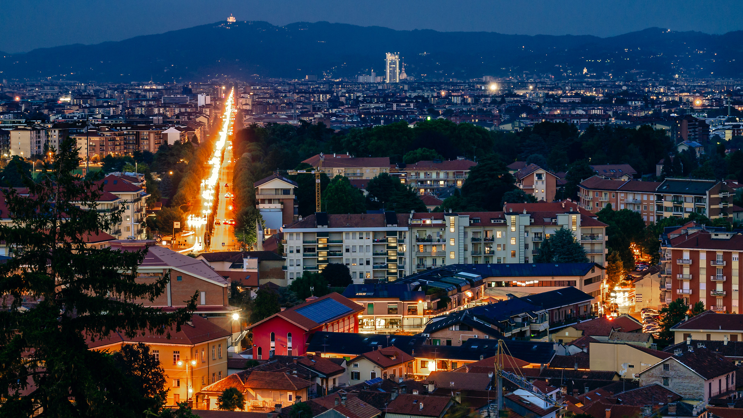 C.so France (To) longest rectilinear of Europe