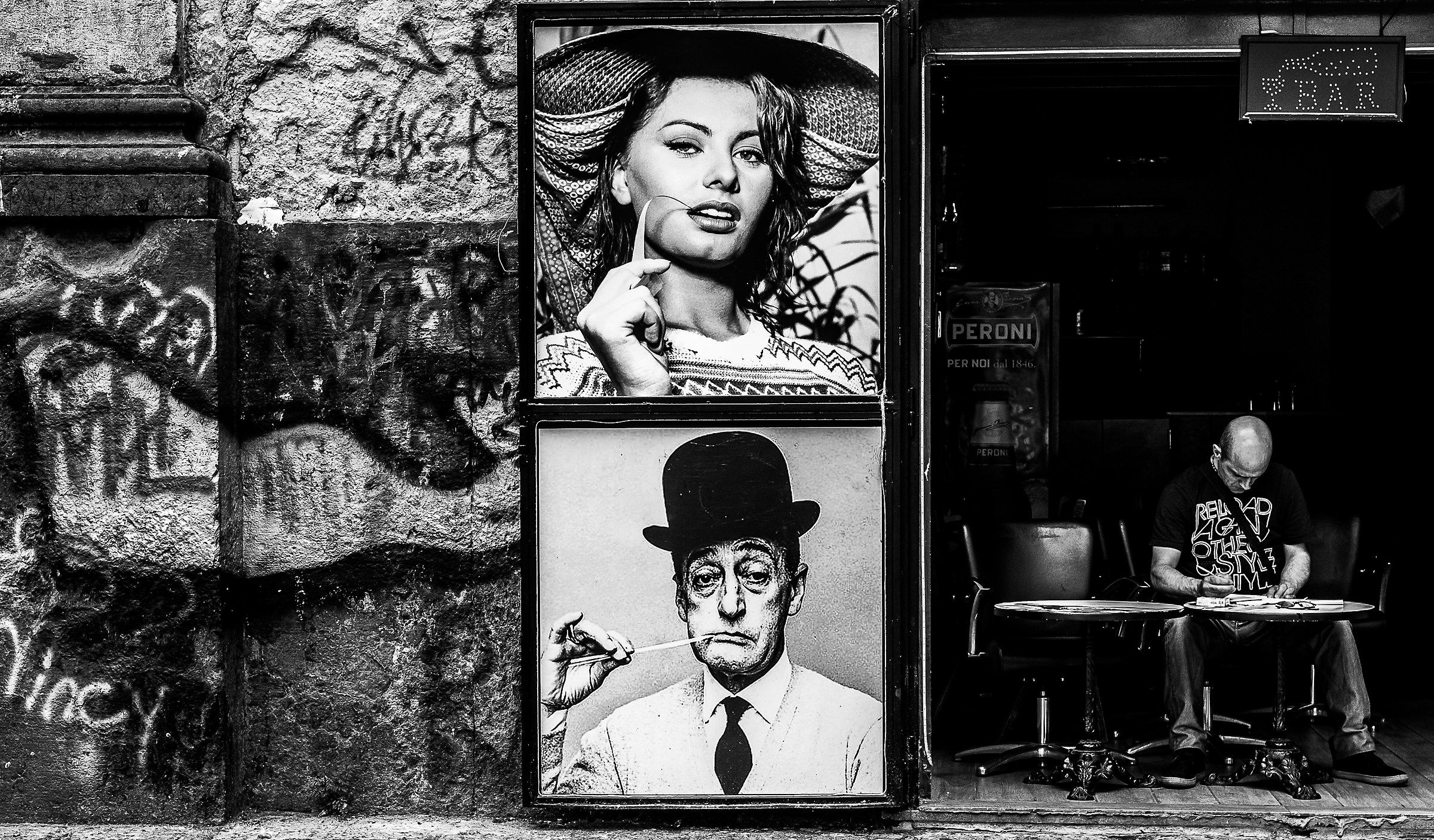 Totò e Sofia Street