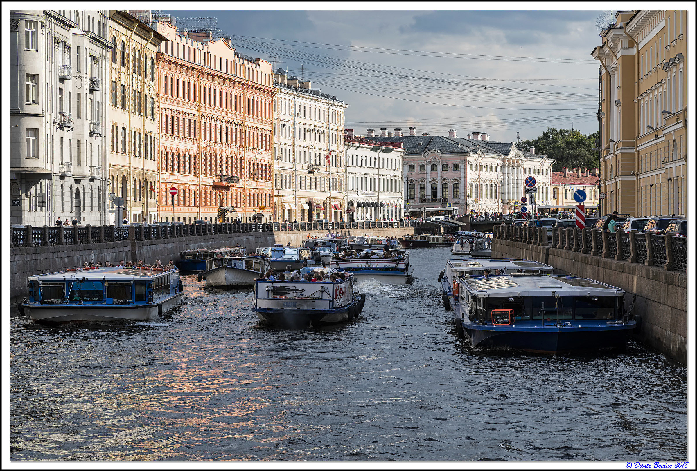 Traffico intenso a San Pietroburgo