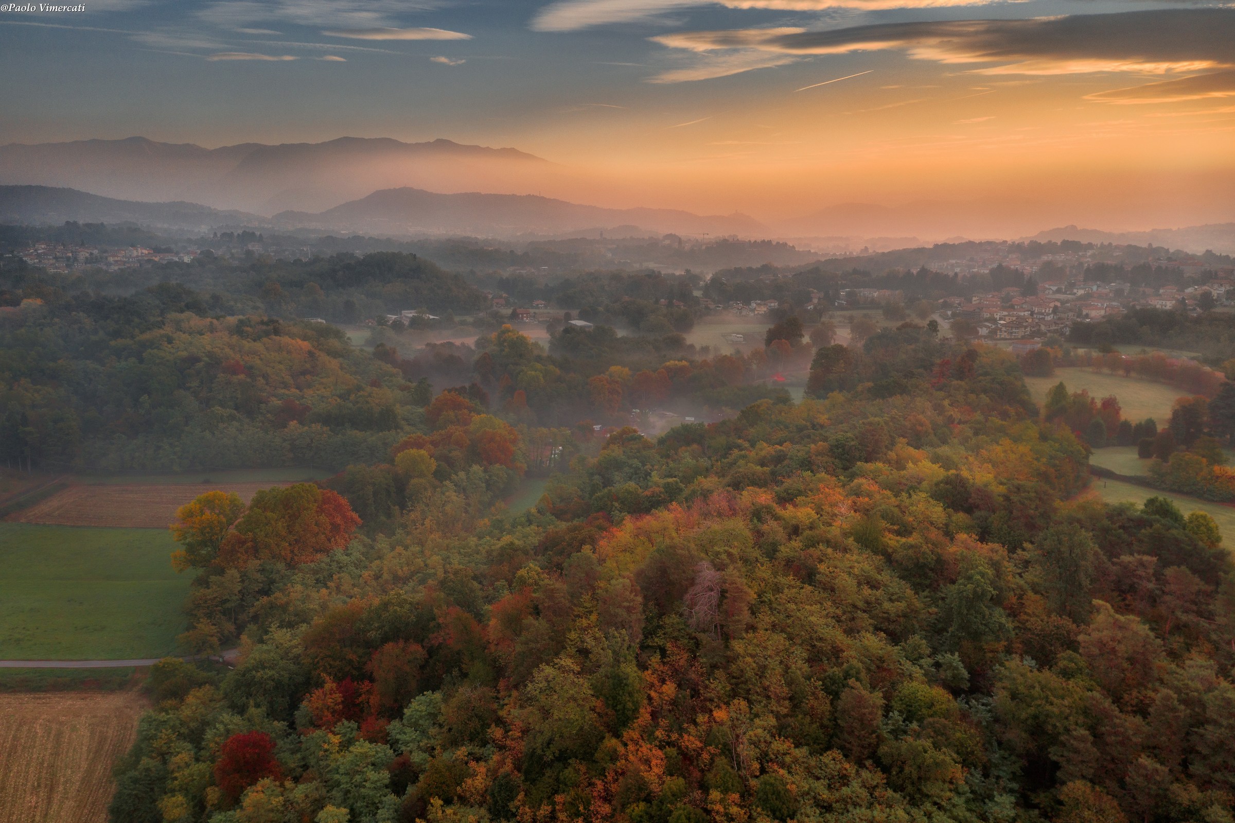 How sweet the morning air is...!